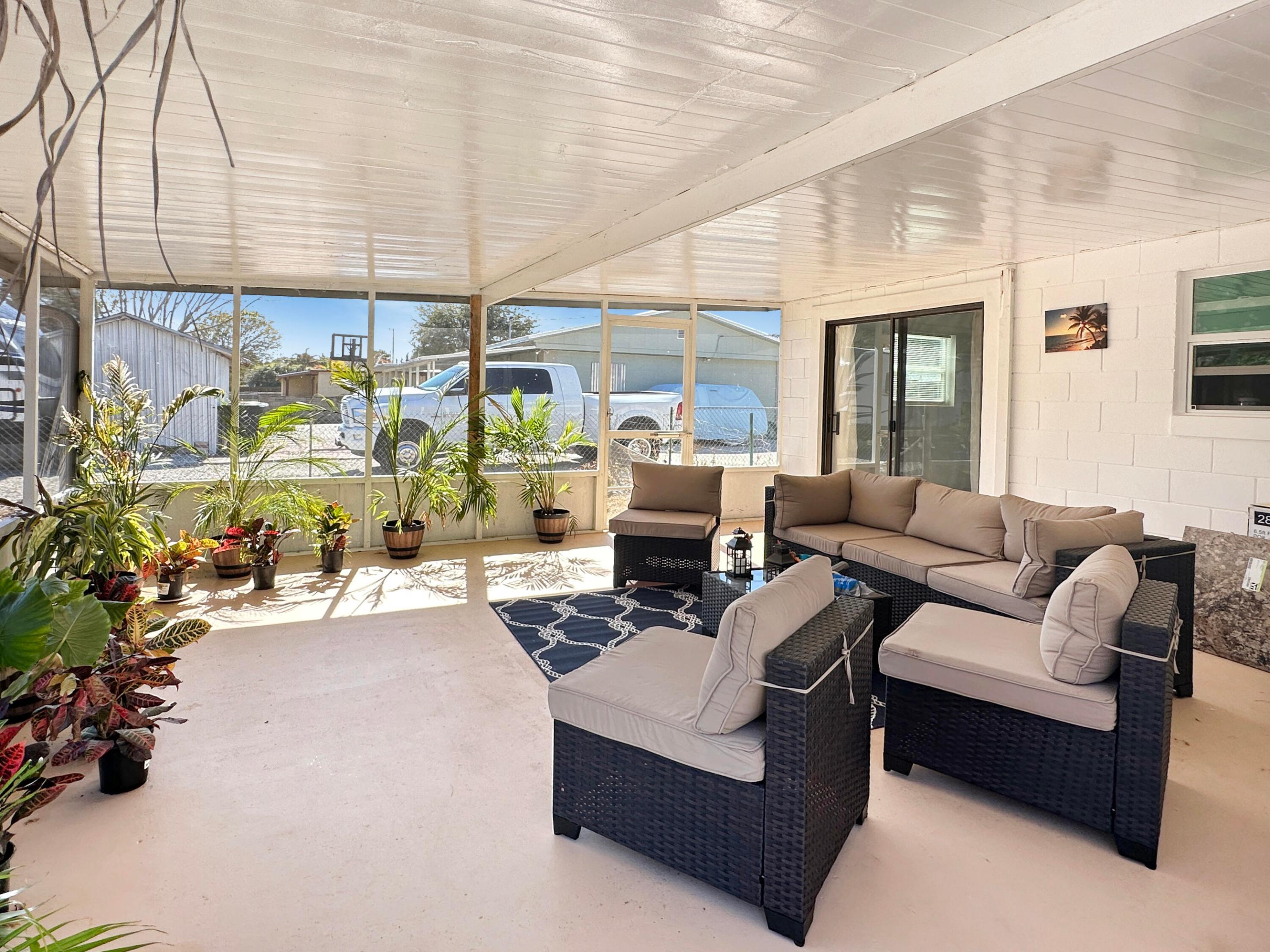 M K MOORE'S RE SUBDIVISION - Residential