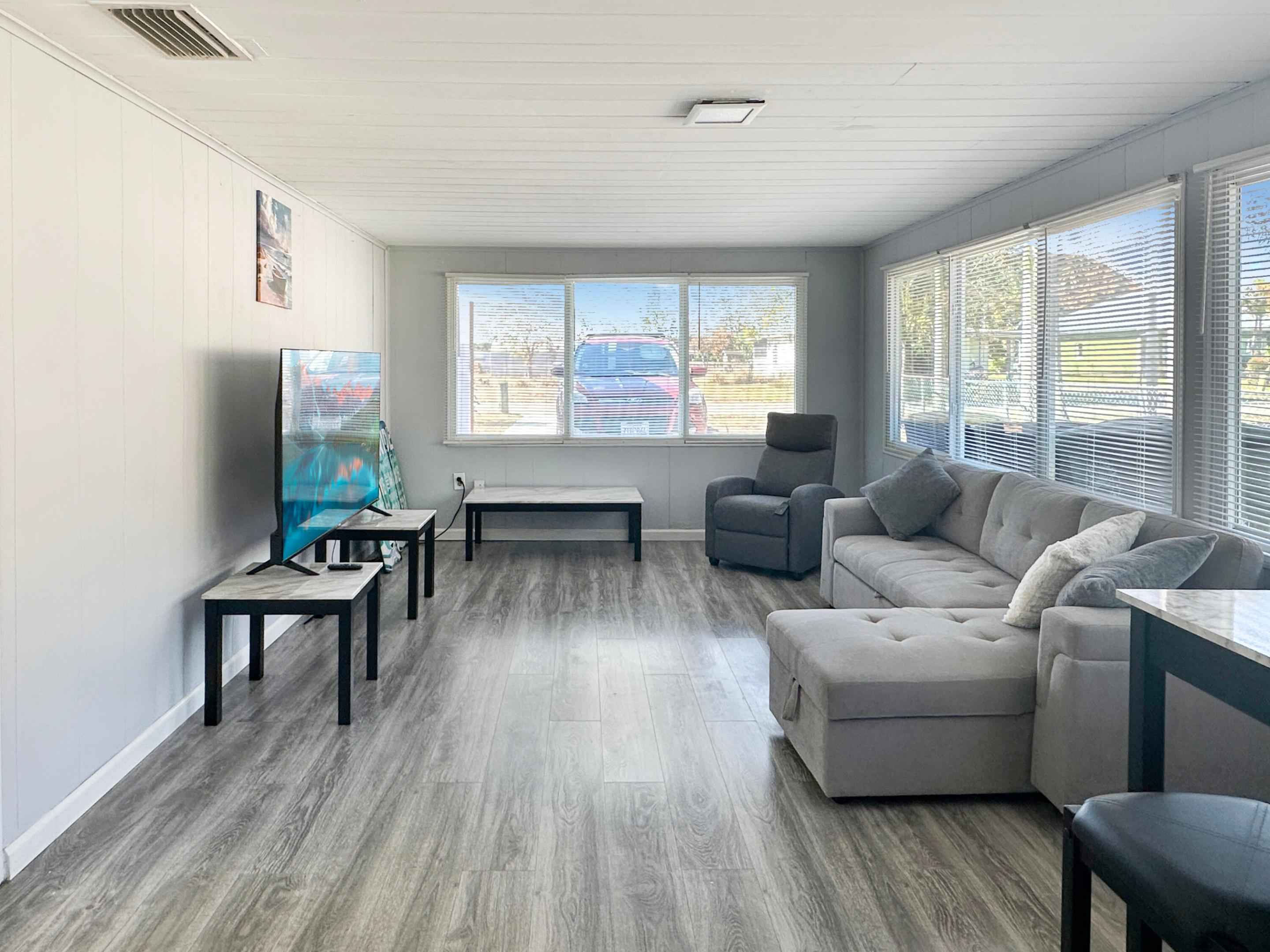 M K MOORE'S RE SUBDIVISION - Residential