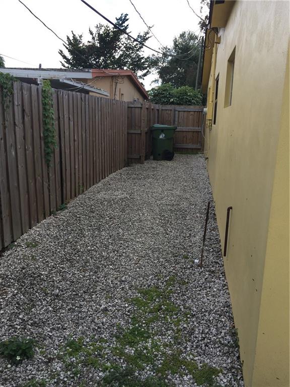 Breezyway Manor Add 29-1 - Residential