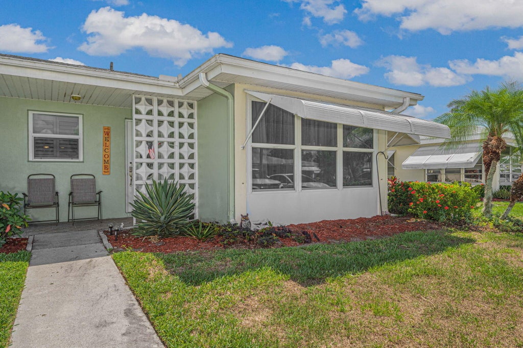 Photo of 920 Savannas Point Drive #D, Fort Pierce, FL 34950 (MLS # R11055352)