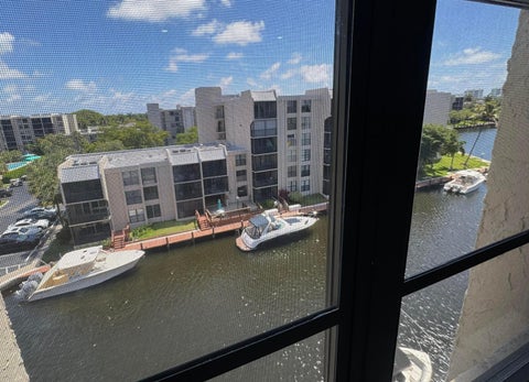 Tiny photo for 12 Royal Palm Way #6030, Boca Raton, FL 33432 (MLS # B26034647)