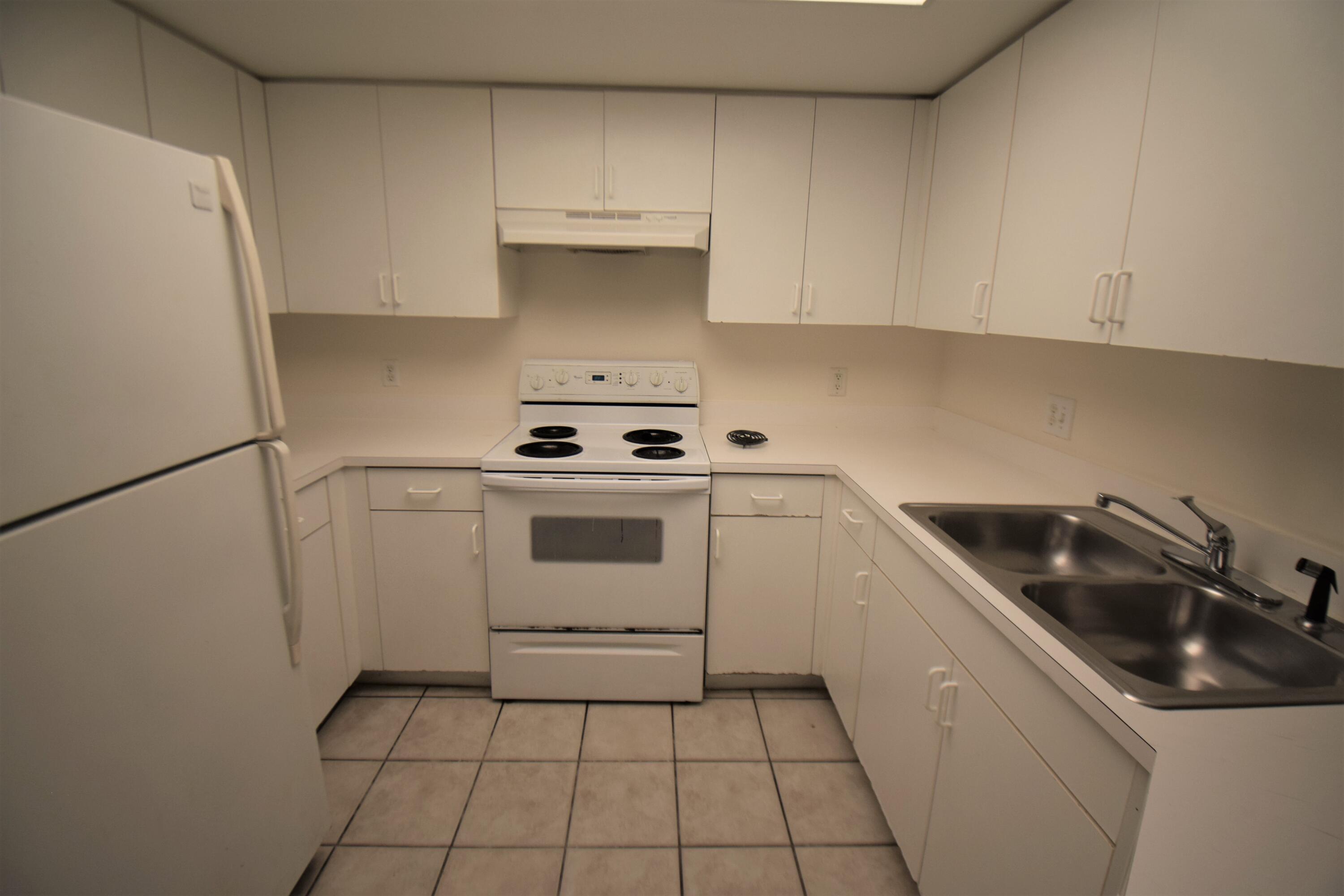 GRAND ISLES CONDO - Residential