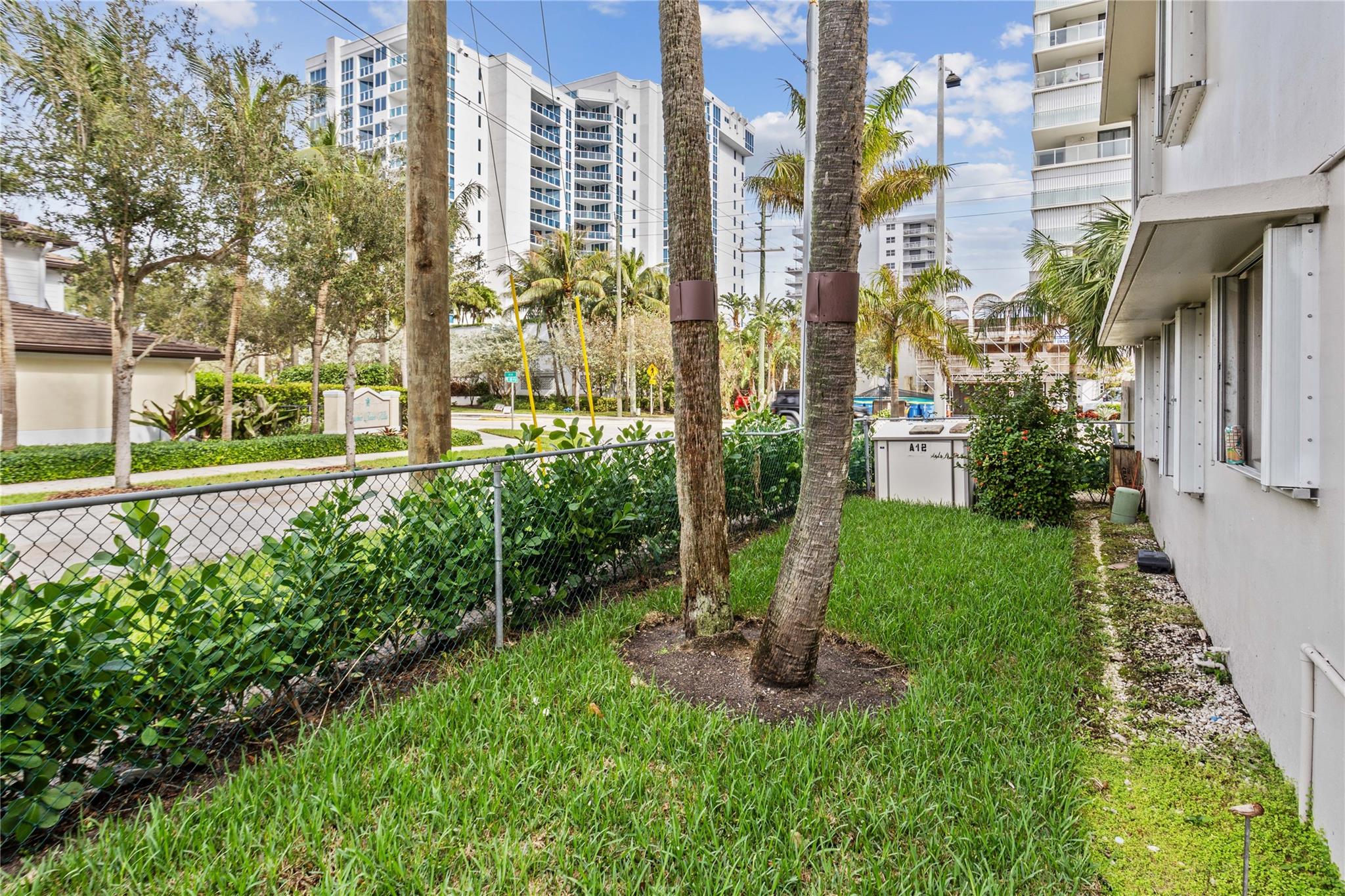 POMPANO SURF CLUB - Residential