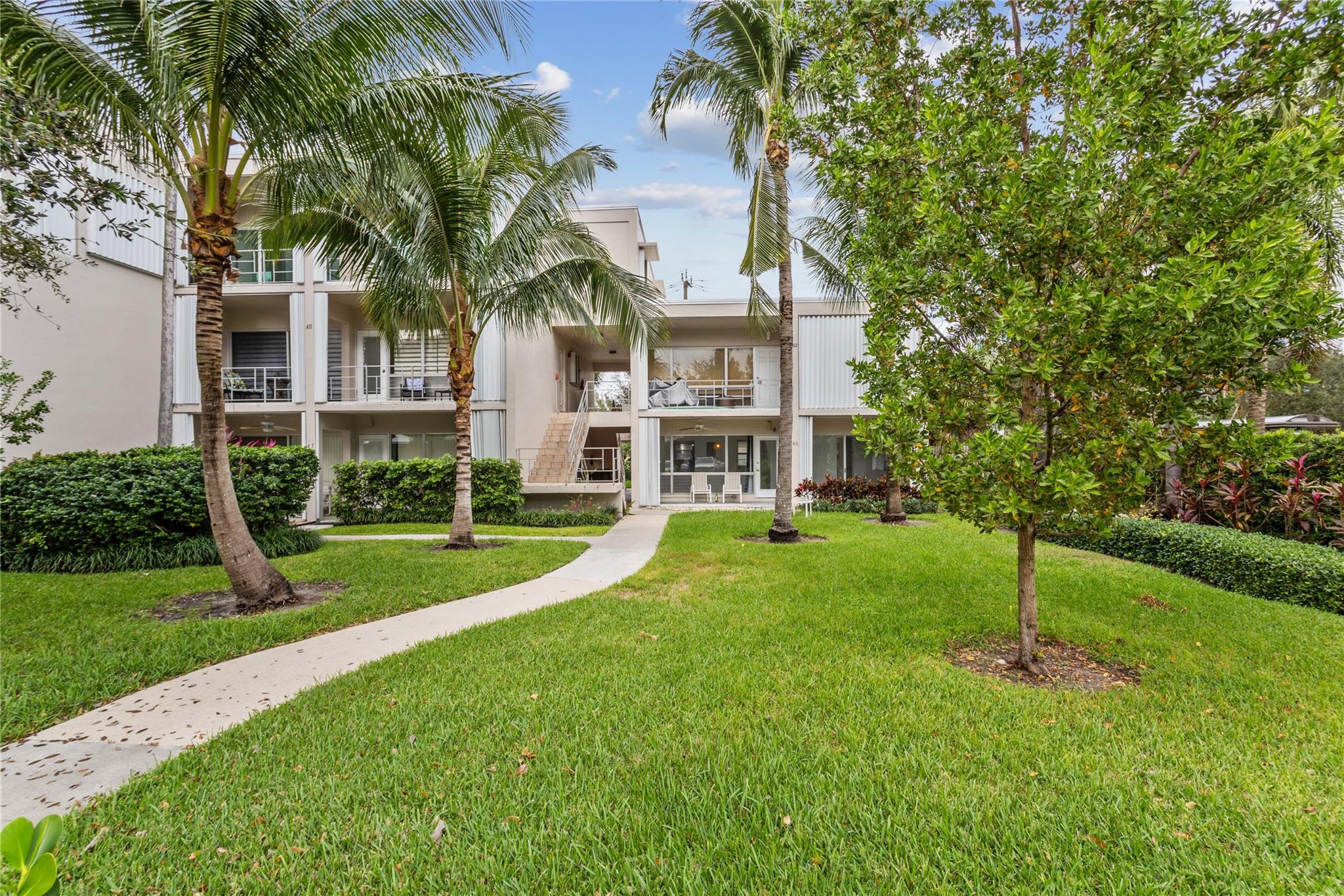 POMPANO SURF CLUB - Residential