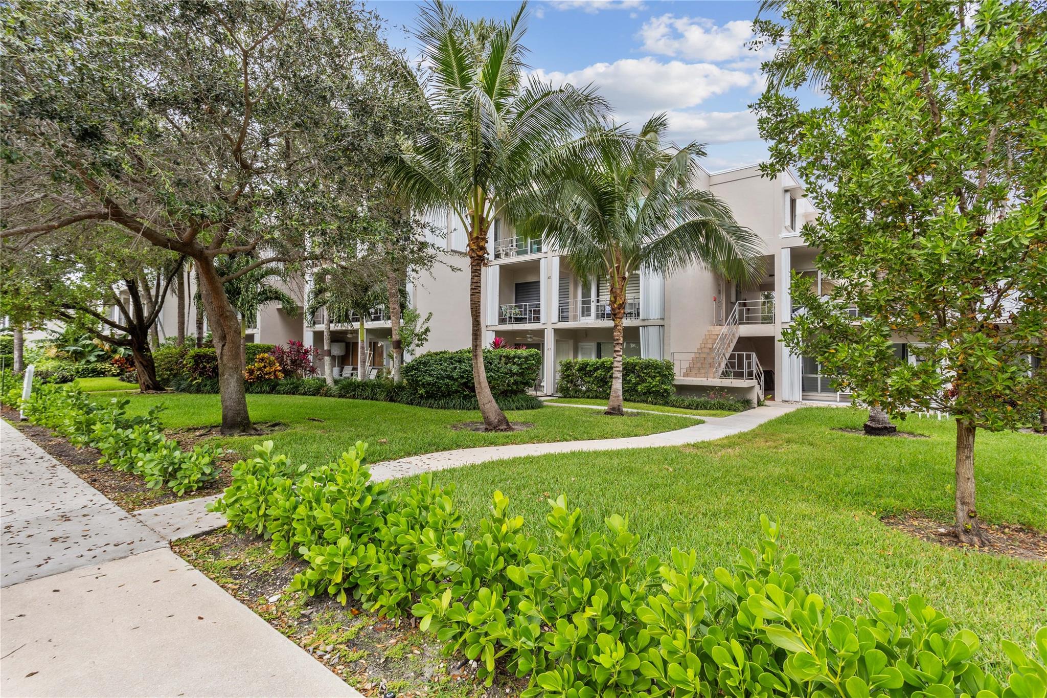 POMPANO SURF CLUB - Residential