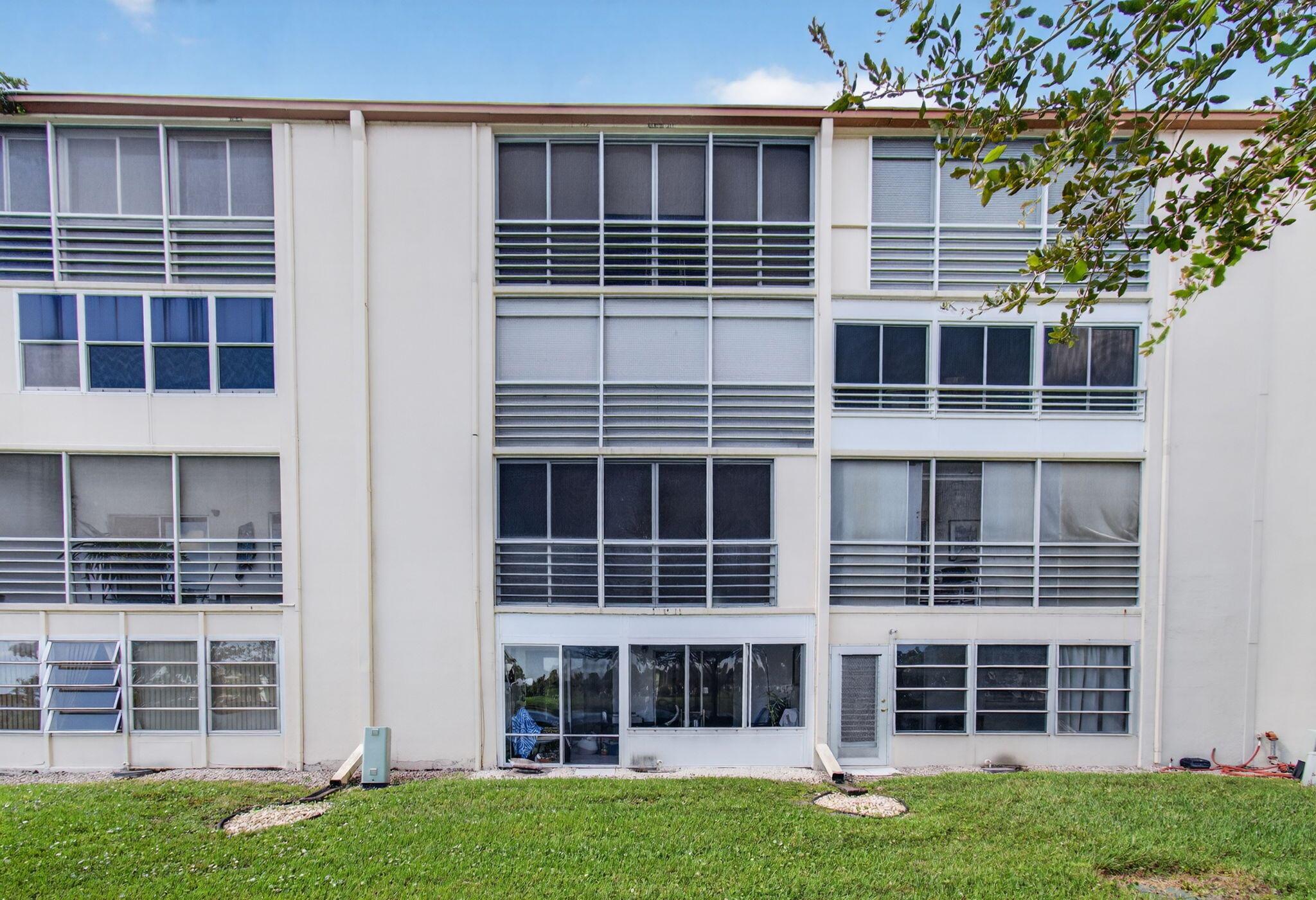 CENTURY VILLAGE - Residential Lease