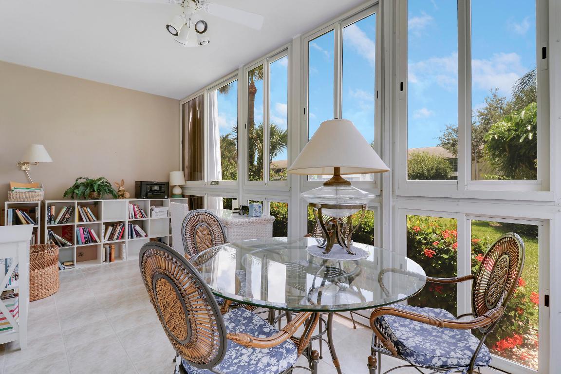 TEQUESTA GARDEN COND NO 6 S 526 FT OF PAR 2 TEQUES - Residential