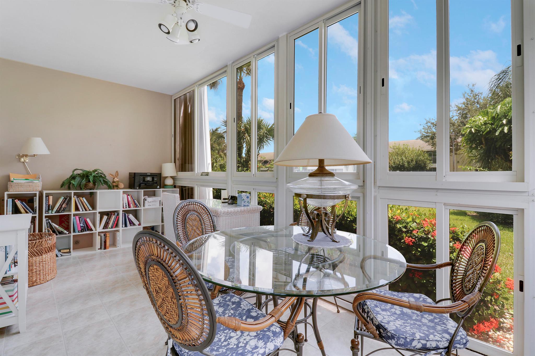 TEQUESTA GARDEN COND NO 6 - Residential