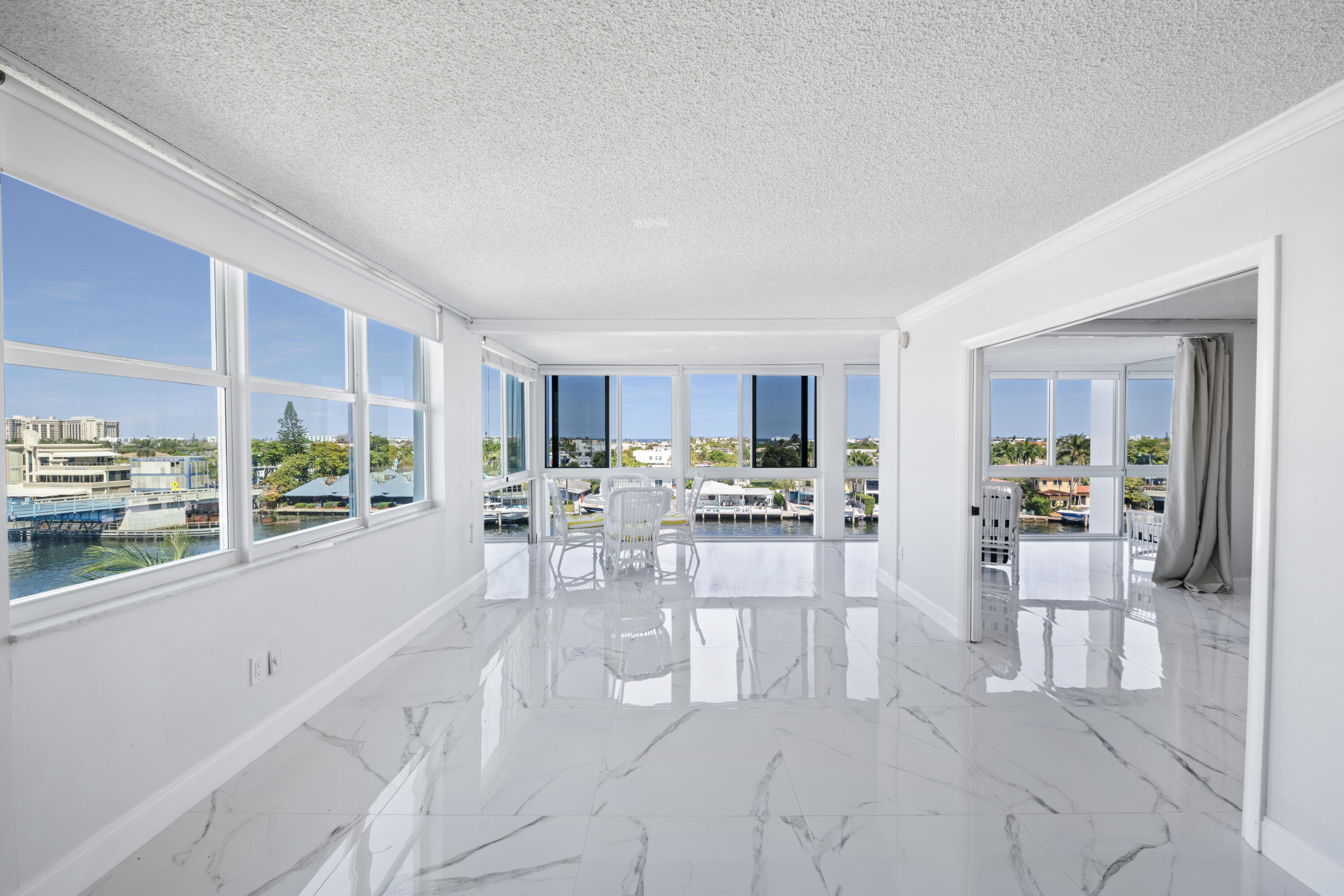 ROYAL MARINER CONDO - Residential