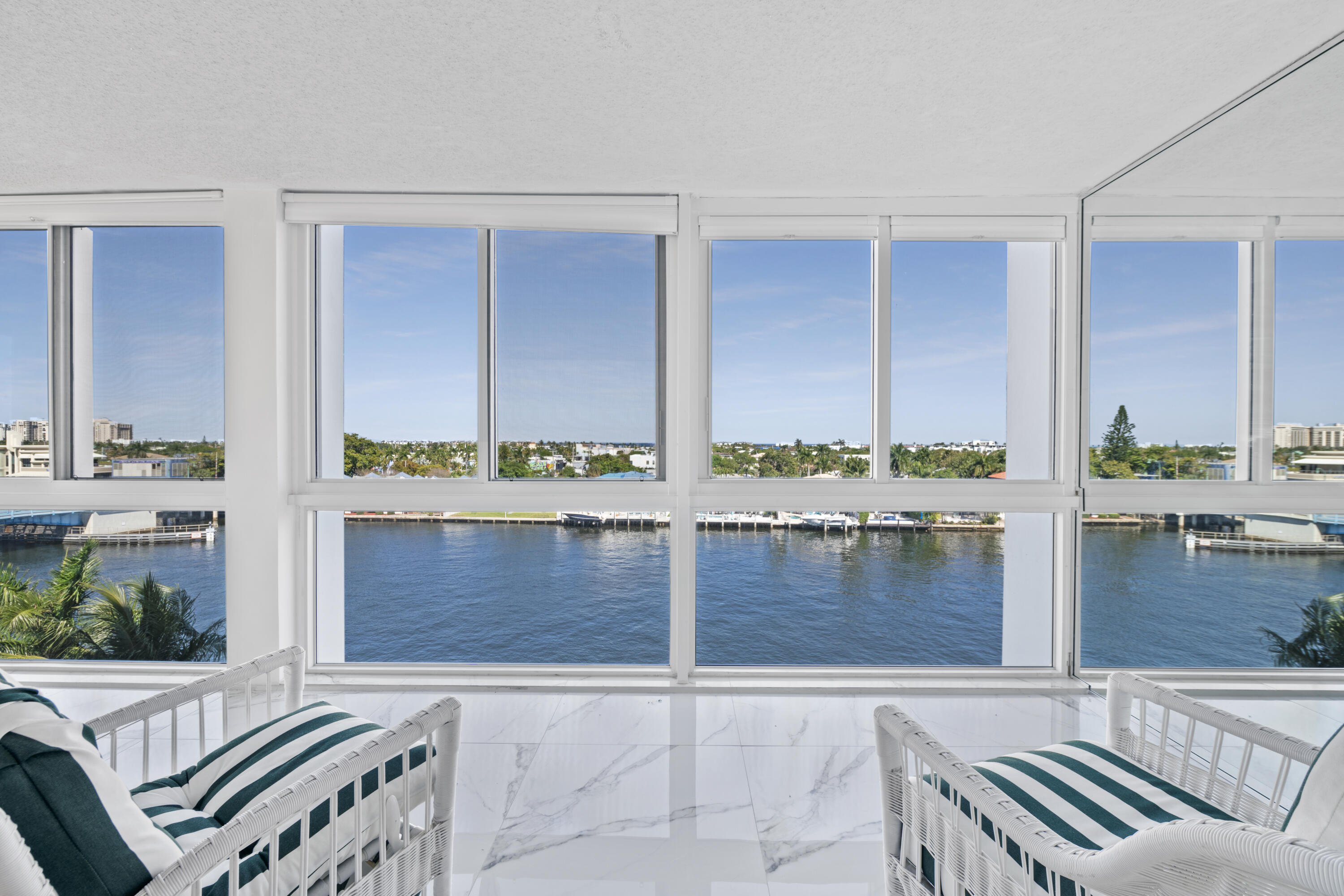 ROYAL MARINER CONDO - Residential