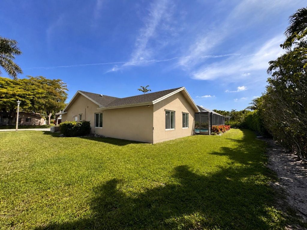 Photo of 21293 Purple Sage Lane, Boca Raton, FL 33428 (MLS # B26028510)