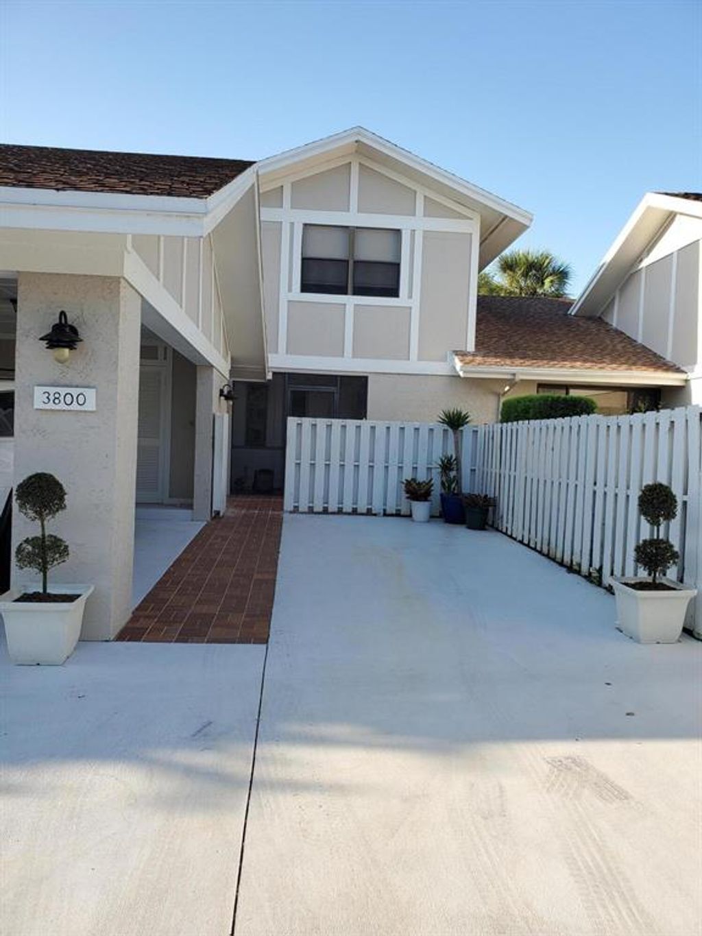 Photo of 3800 Cape Pointe Circle, Jupiter, FL 33477 (MLS # R10862449)