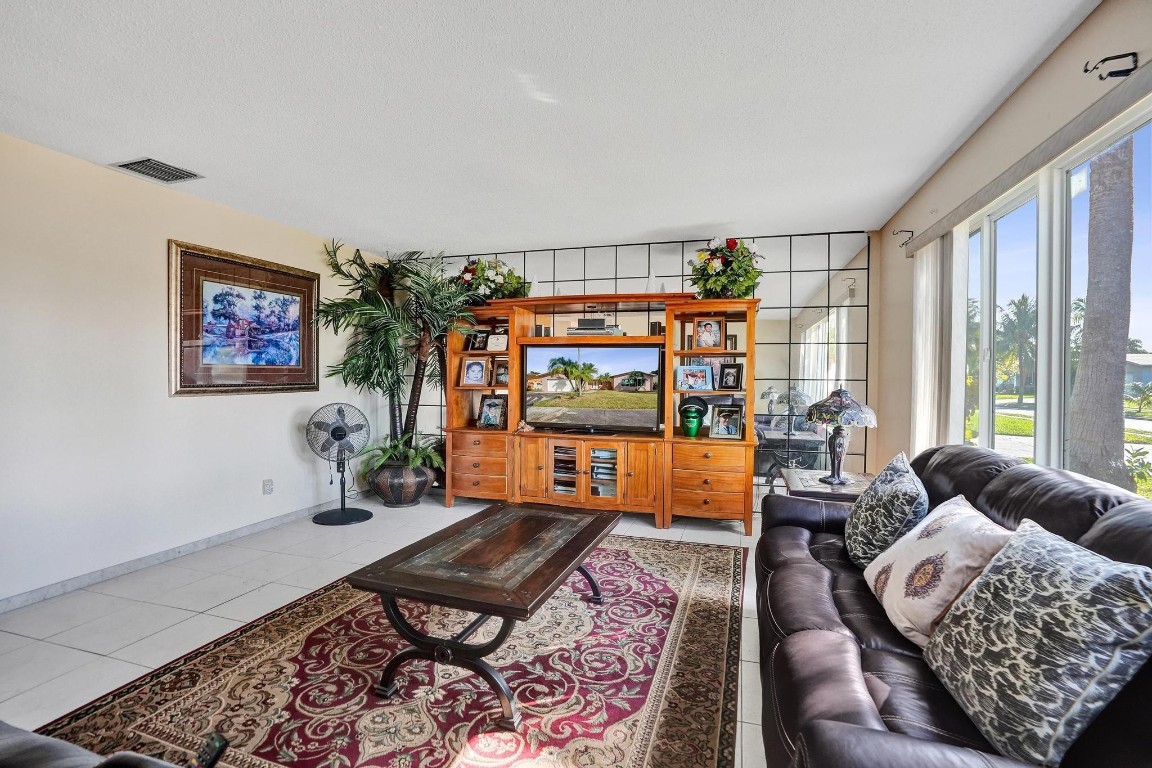 Margate Shores 2nd Add 70 - Residential