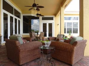 RIVERSTONE - Residential