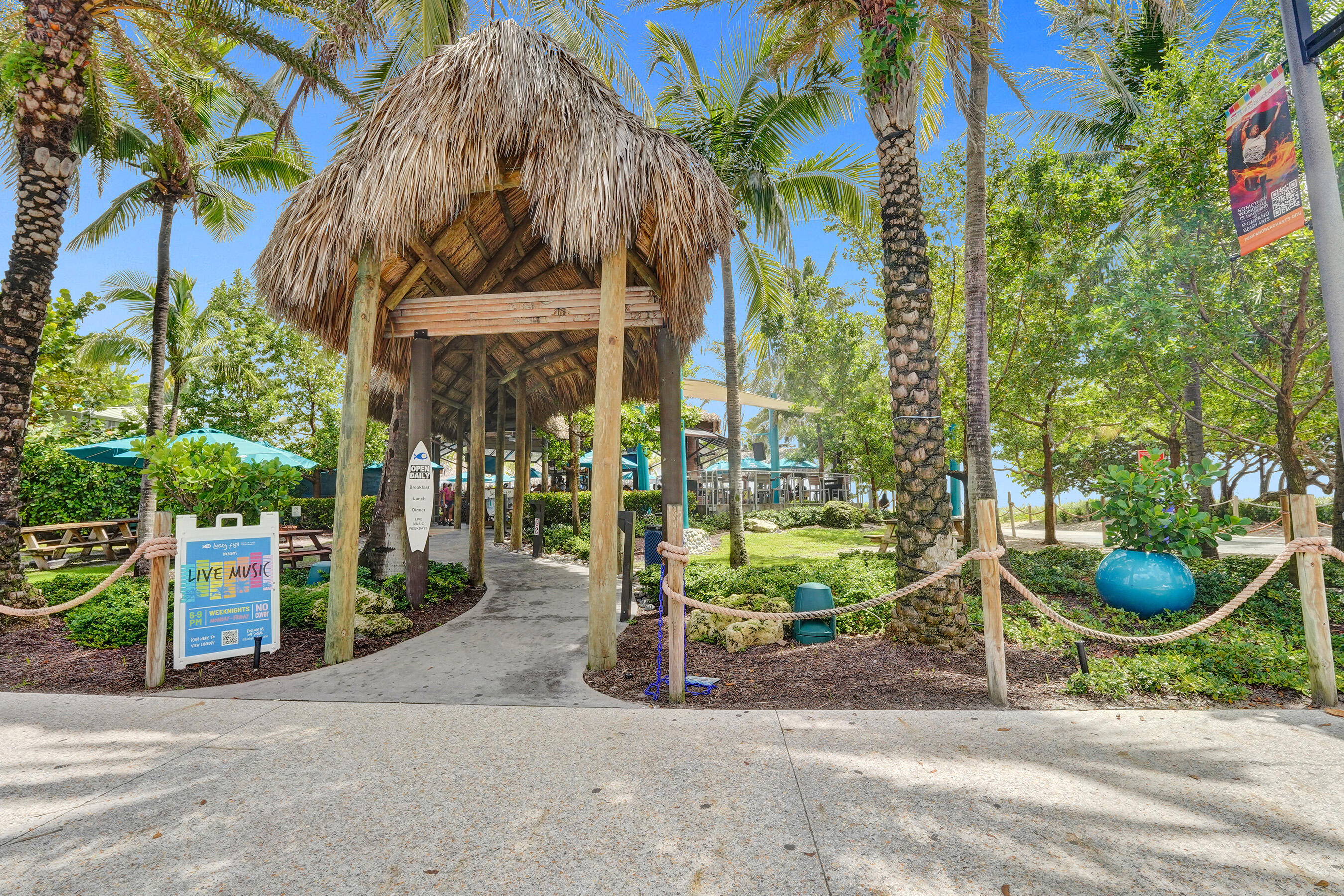 Entourage in the Sun - Residential