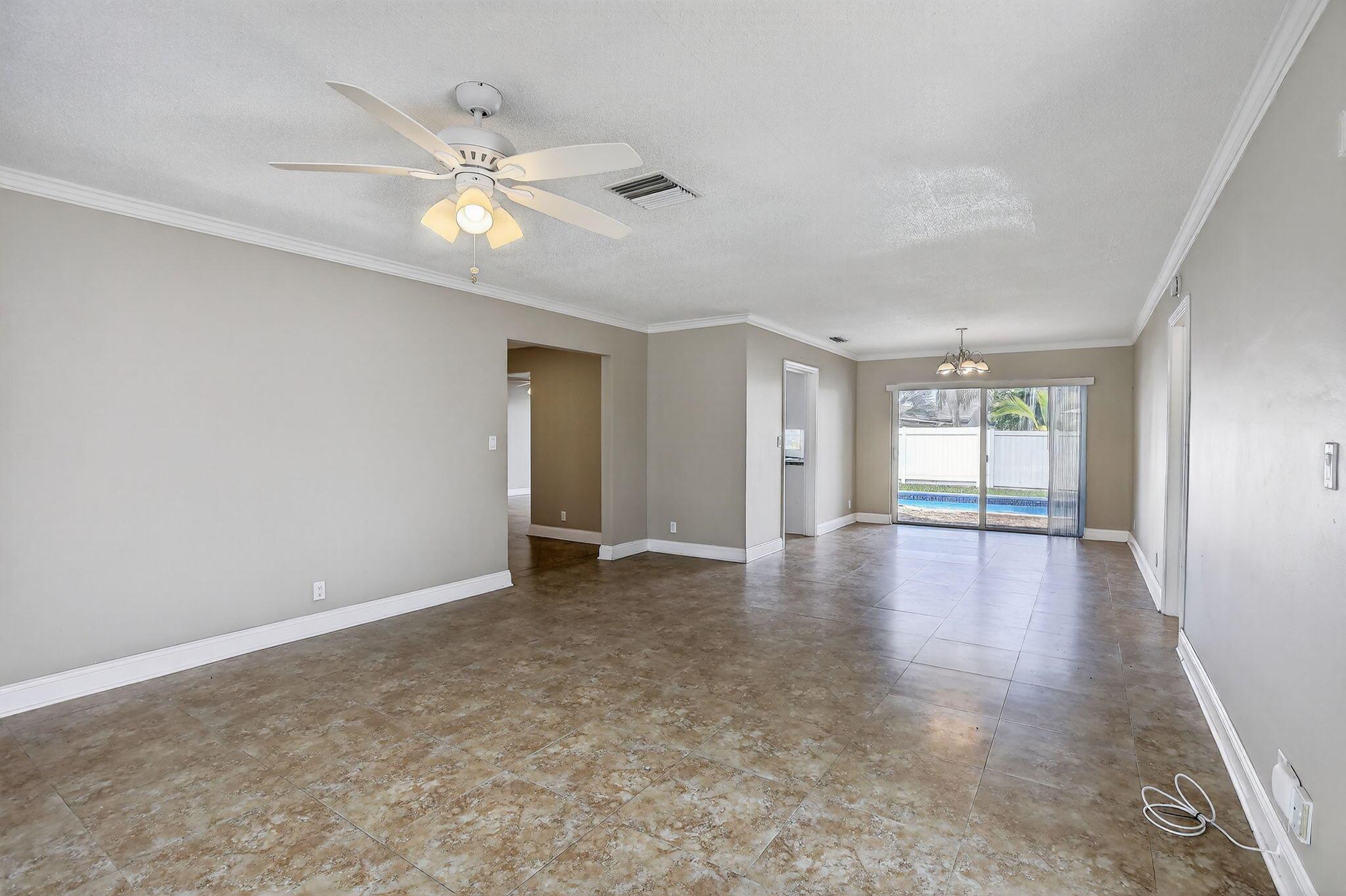 IMPERIAL POINT 2 SEC - Residential