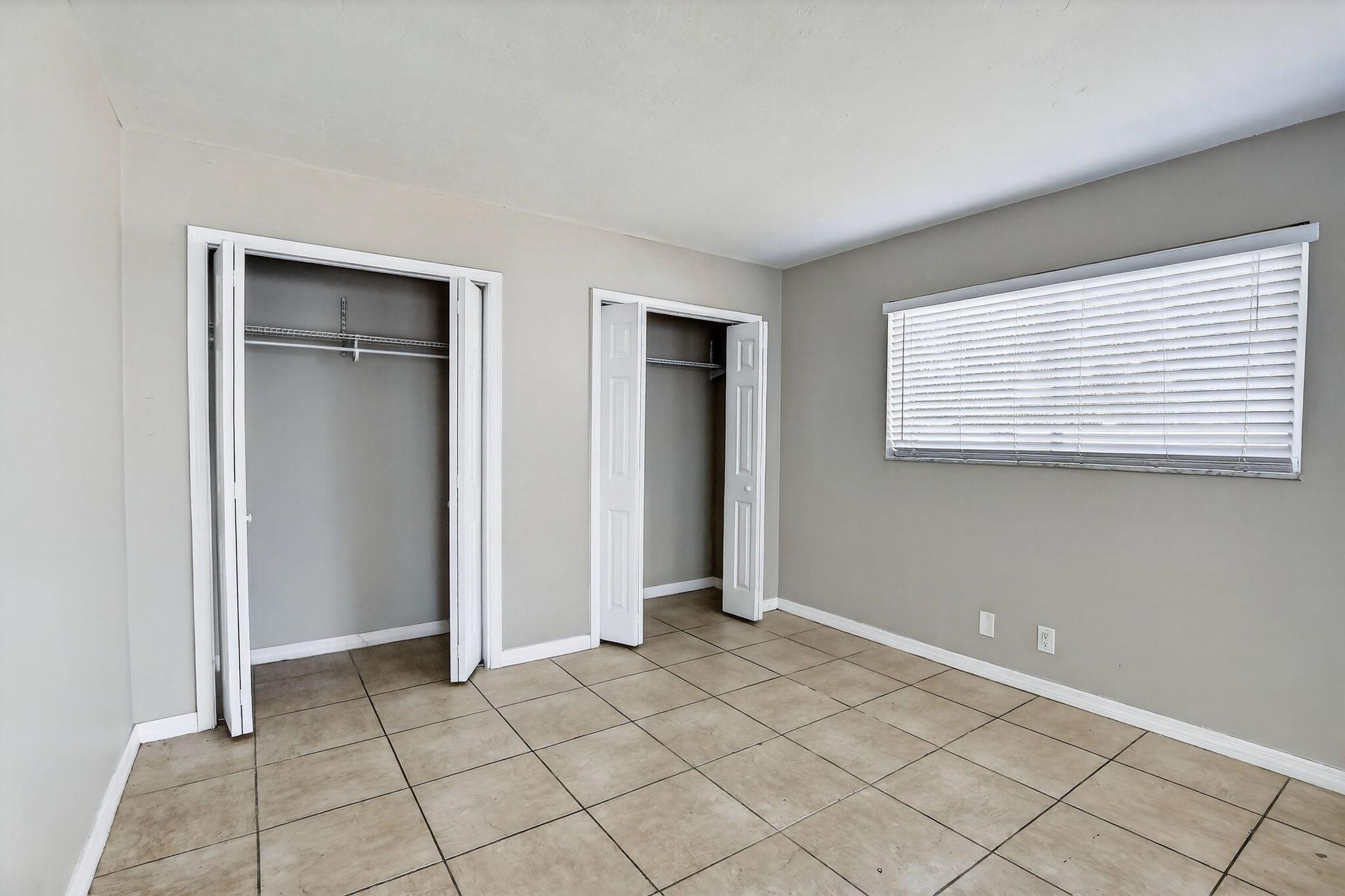 IMPERIAL POINT 2 SEC - Residential