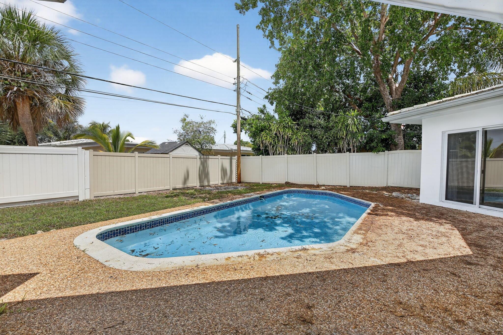 IMPERIAL POINT 2 SEC - Residential