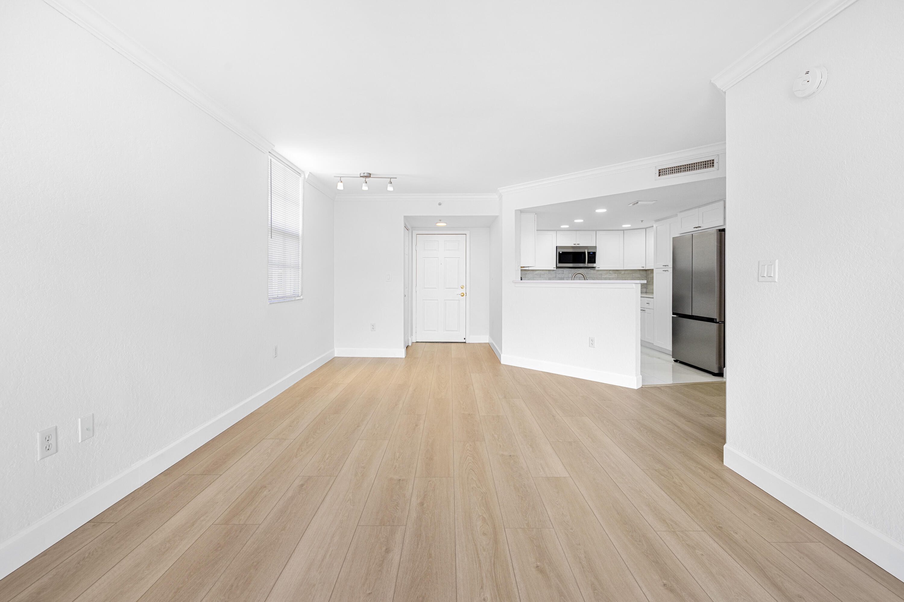 FLAGLER POINTE CONDO - Residential