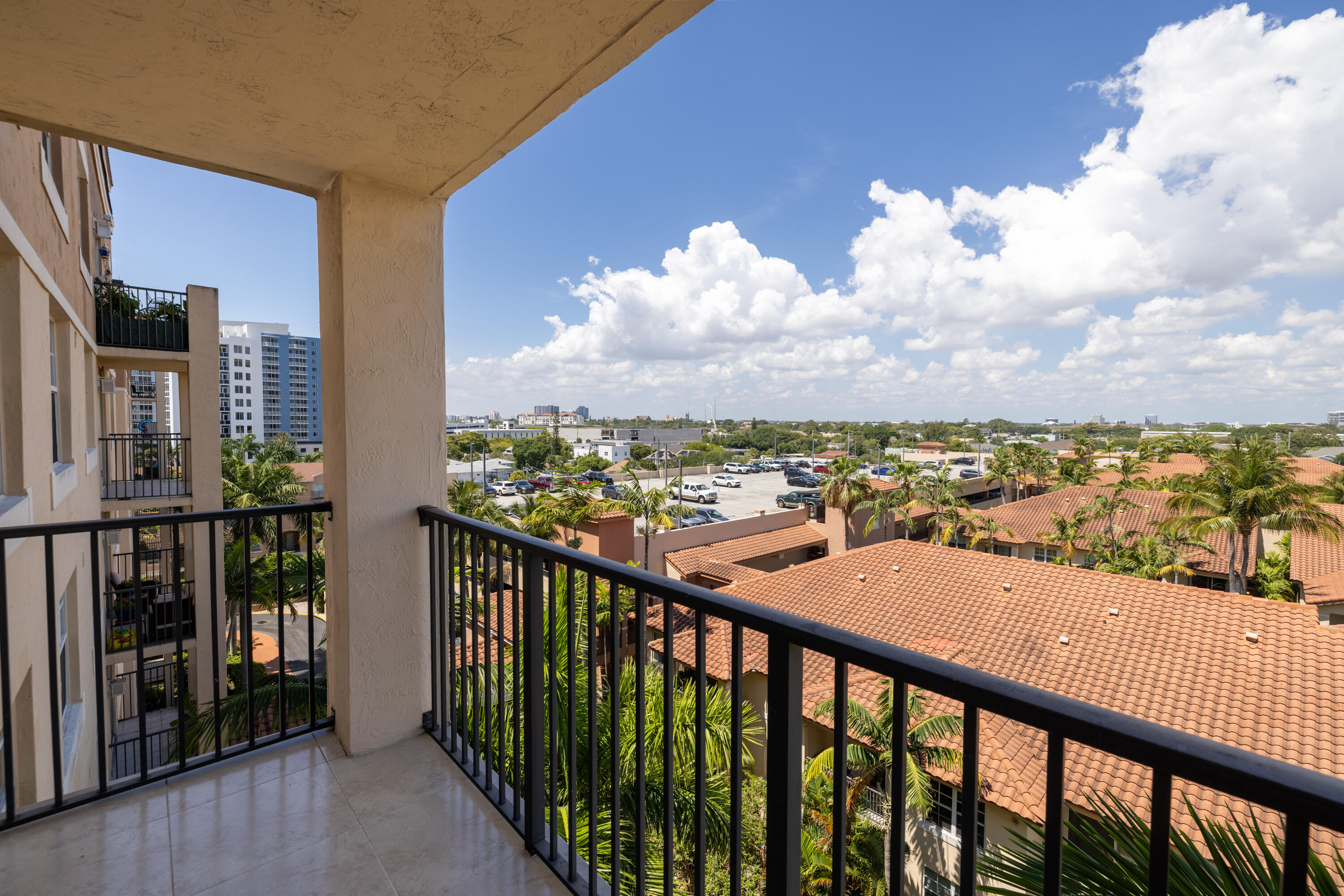 FLAGLER POINTE CONDO - Residential