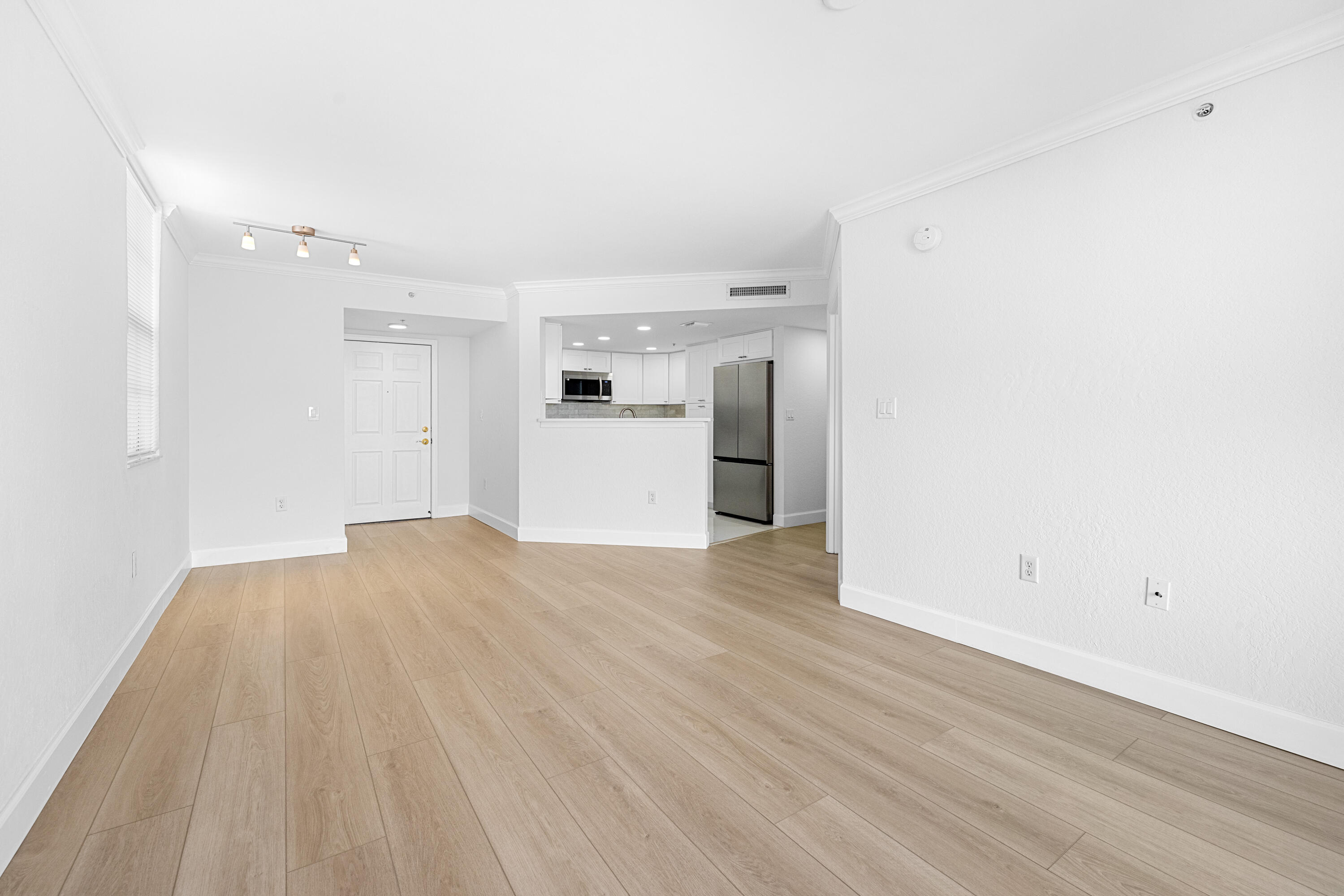 FLAGLER POINTE CONDO - Residential