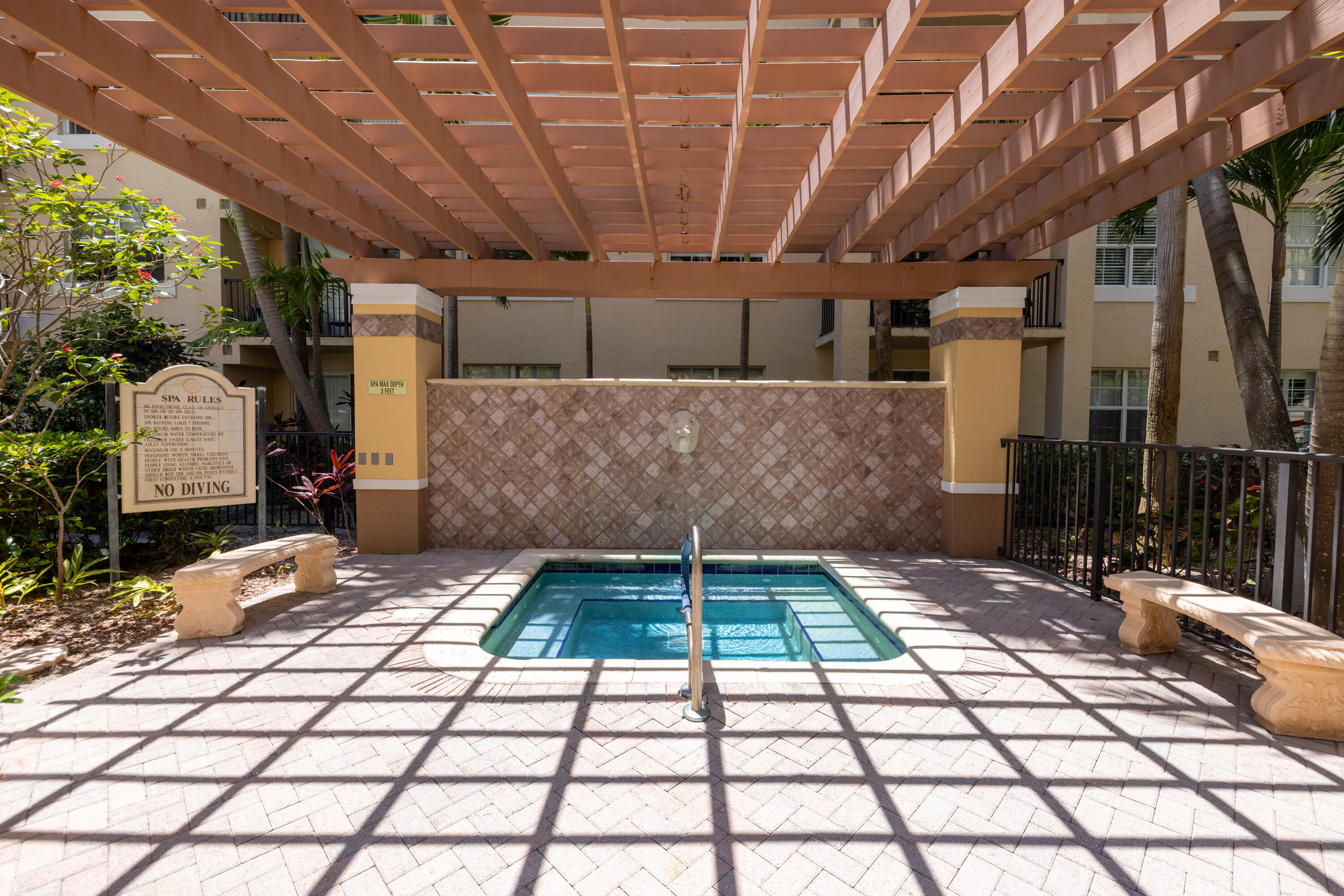 FLAGLER POINTE CONDO - Residential