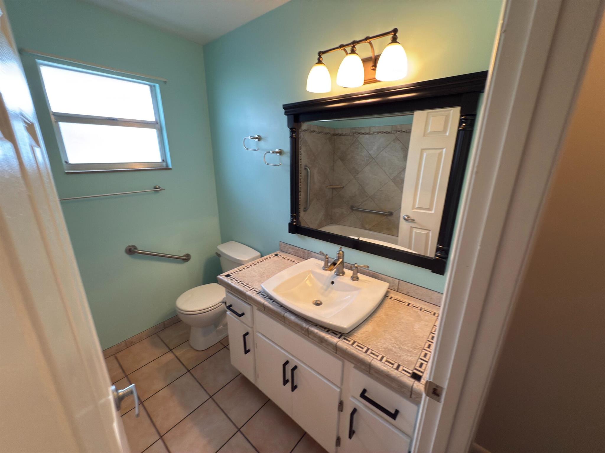 PALM CITY AMENDED - Residential Lease