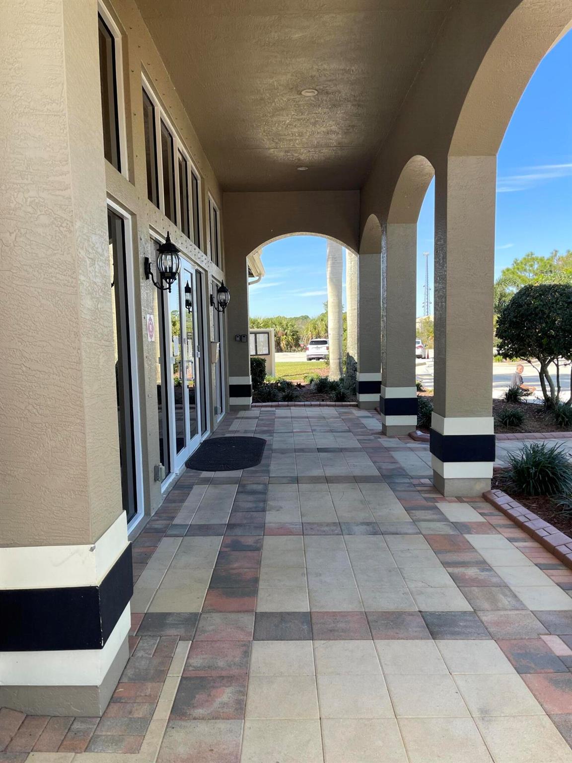 FOURTH  REPLAT OF PORTOFI - Residential Lease