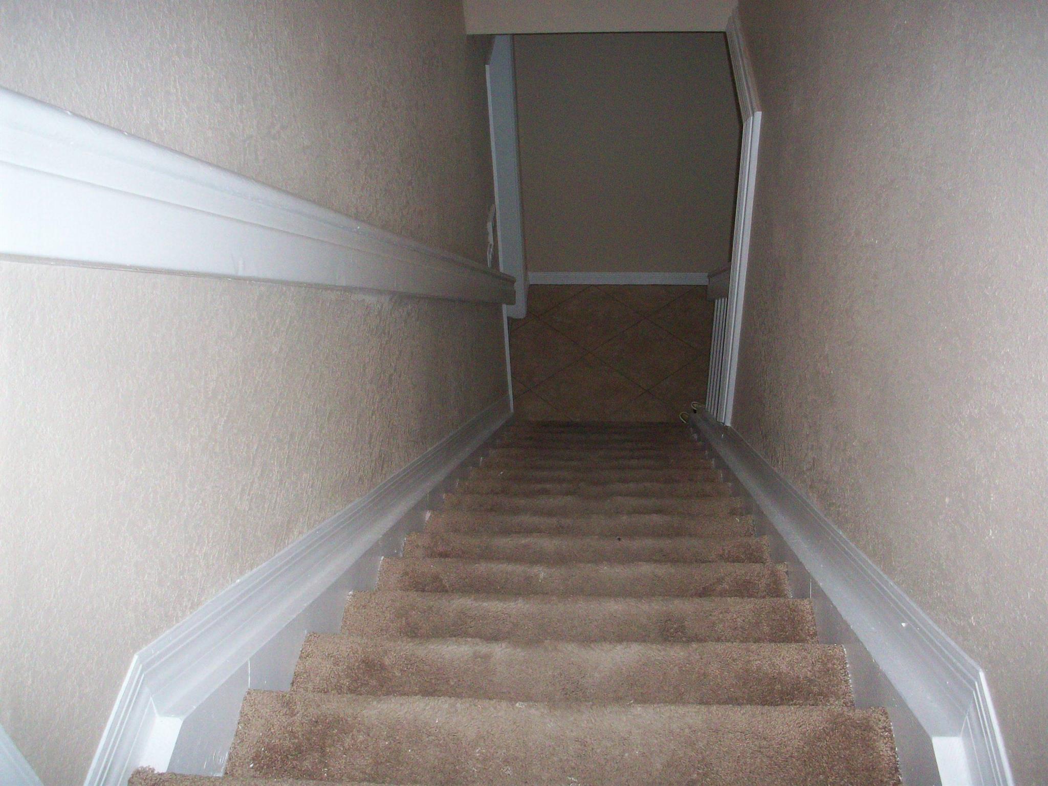 FOURTH  REPLAT OF PORTOFI - Residential Lease