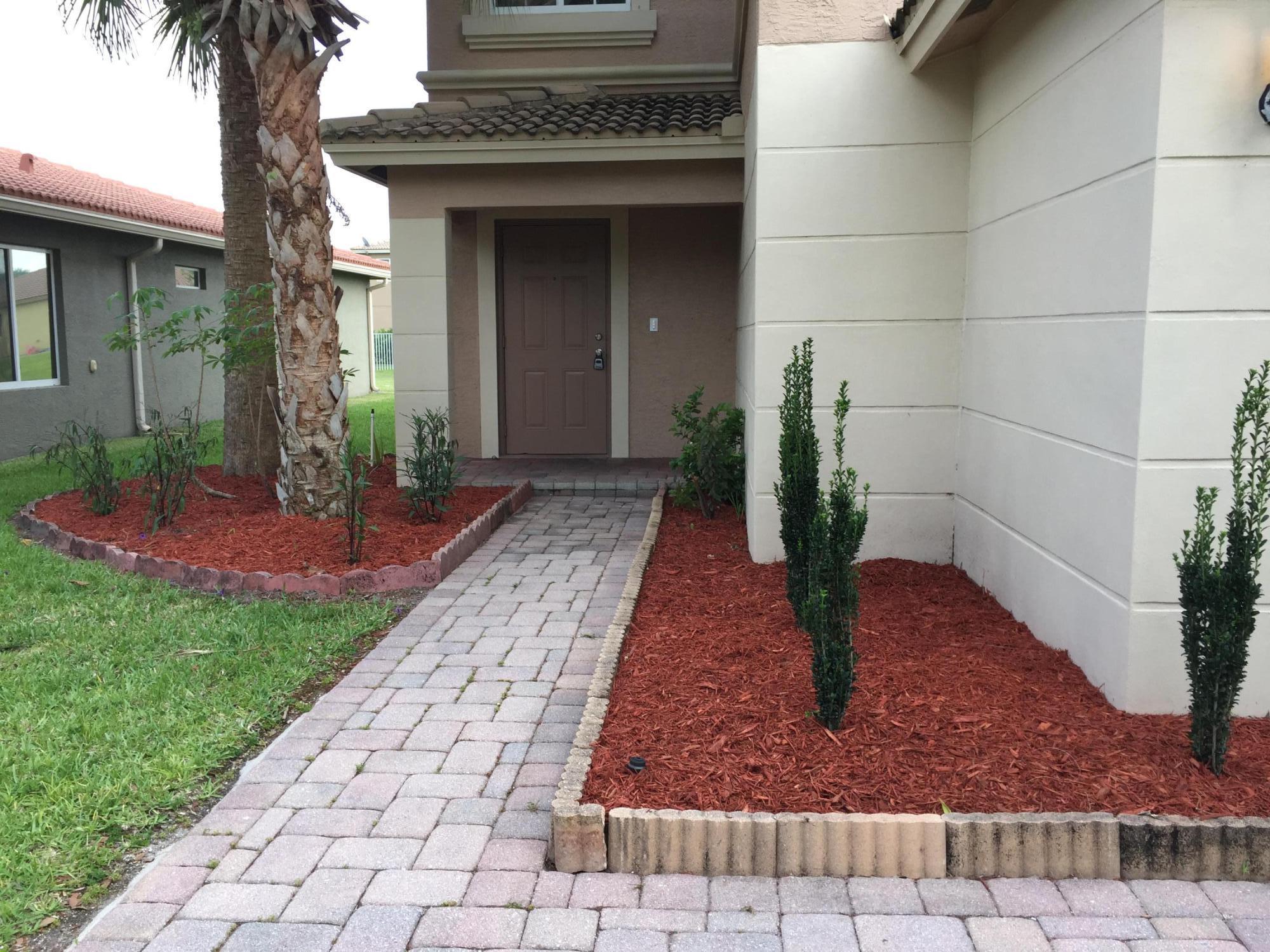 FOURTH  REPLAT OF PORTOFI - Residential Lease