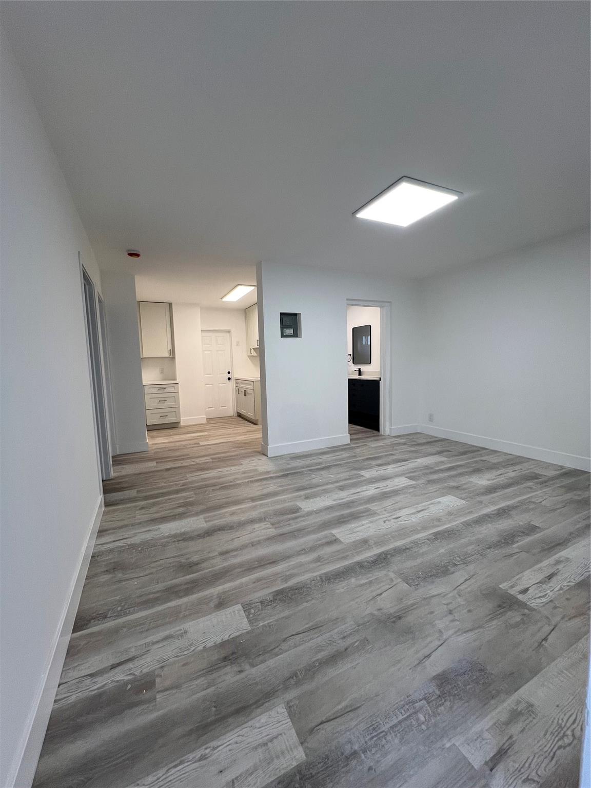 Lauderdale Beach 4-2 B - Residential Lease