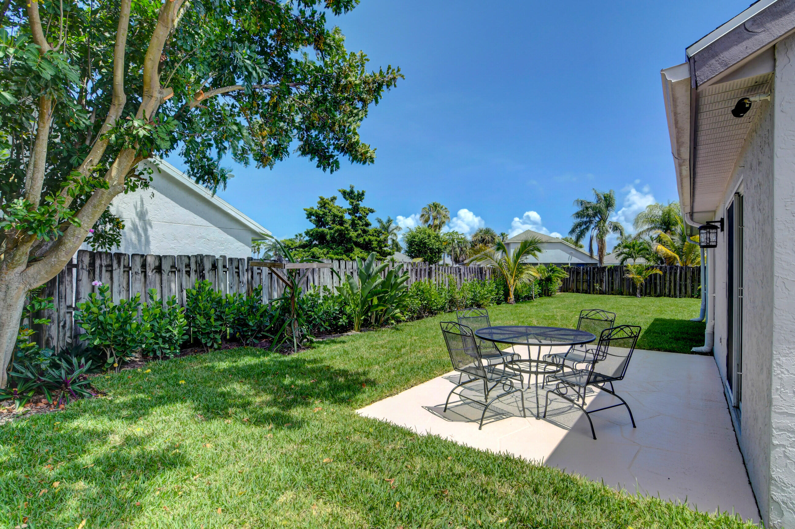 HEATHERLAKE AT THE MEADOWS - Residential