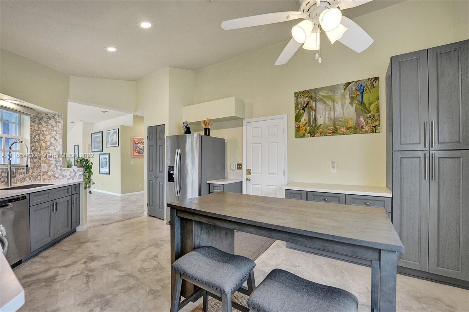 HEATHERLAKE AT THE MEADOWS - Residential