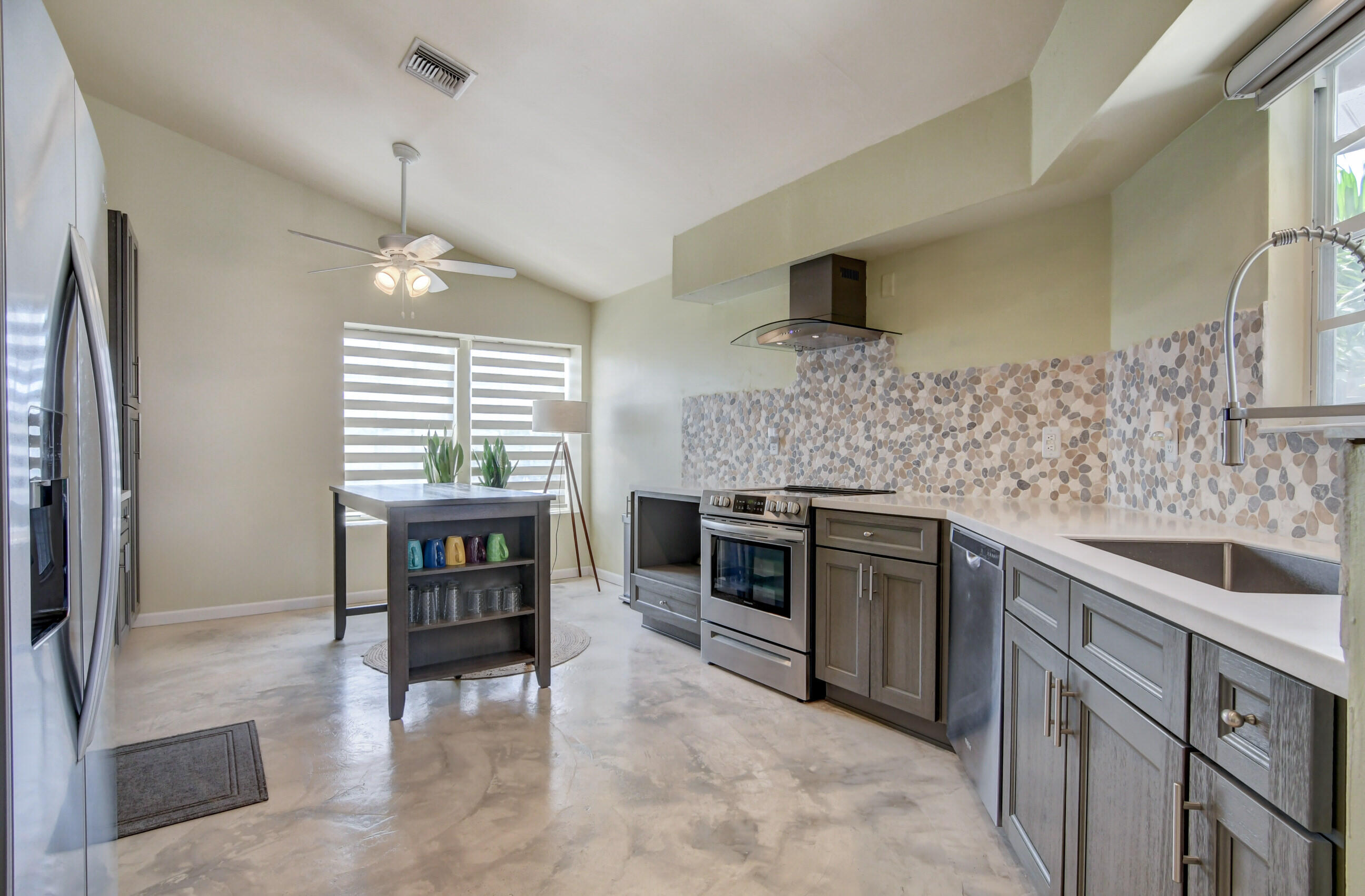 HEATHERLAKE AT THE MEADOWS - Residential