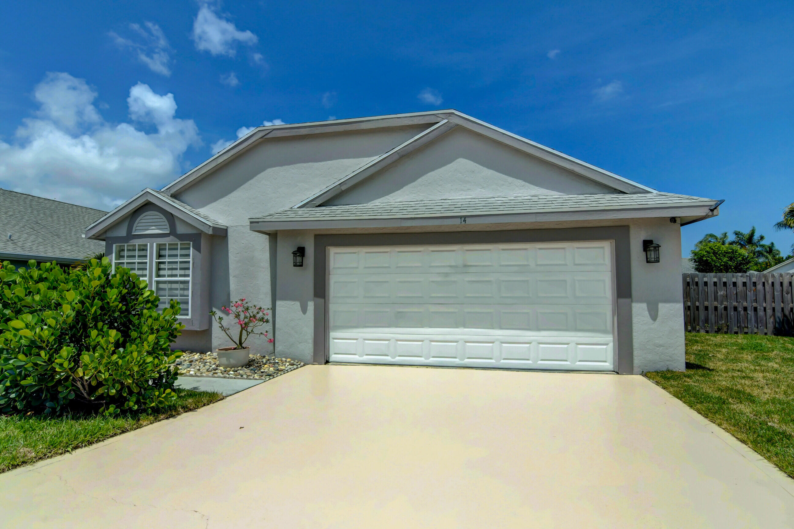 HEATHERLAKE AT THE MEADOWS - Residential