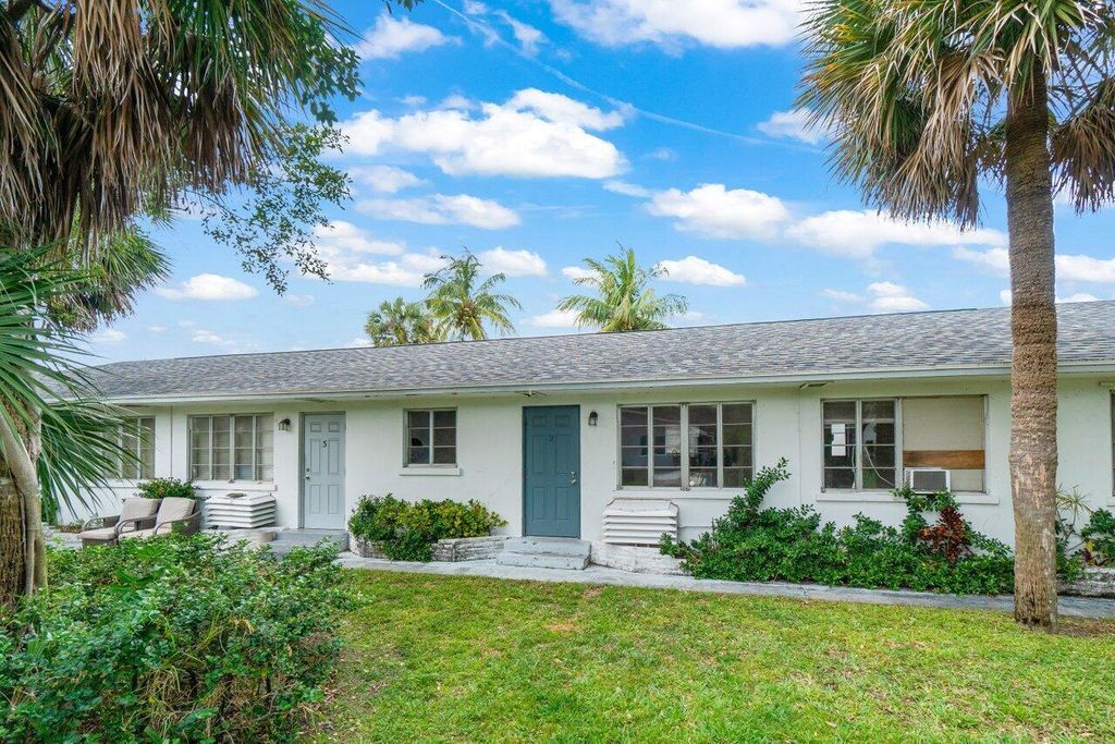 Photo of 211 Sunrise Avenue #2, Lantana, FL 33462 (MLS # R11086691)