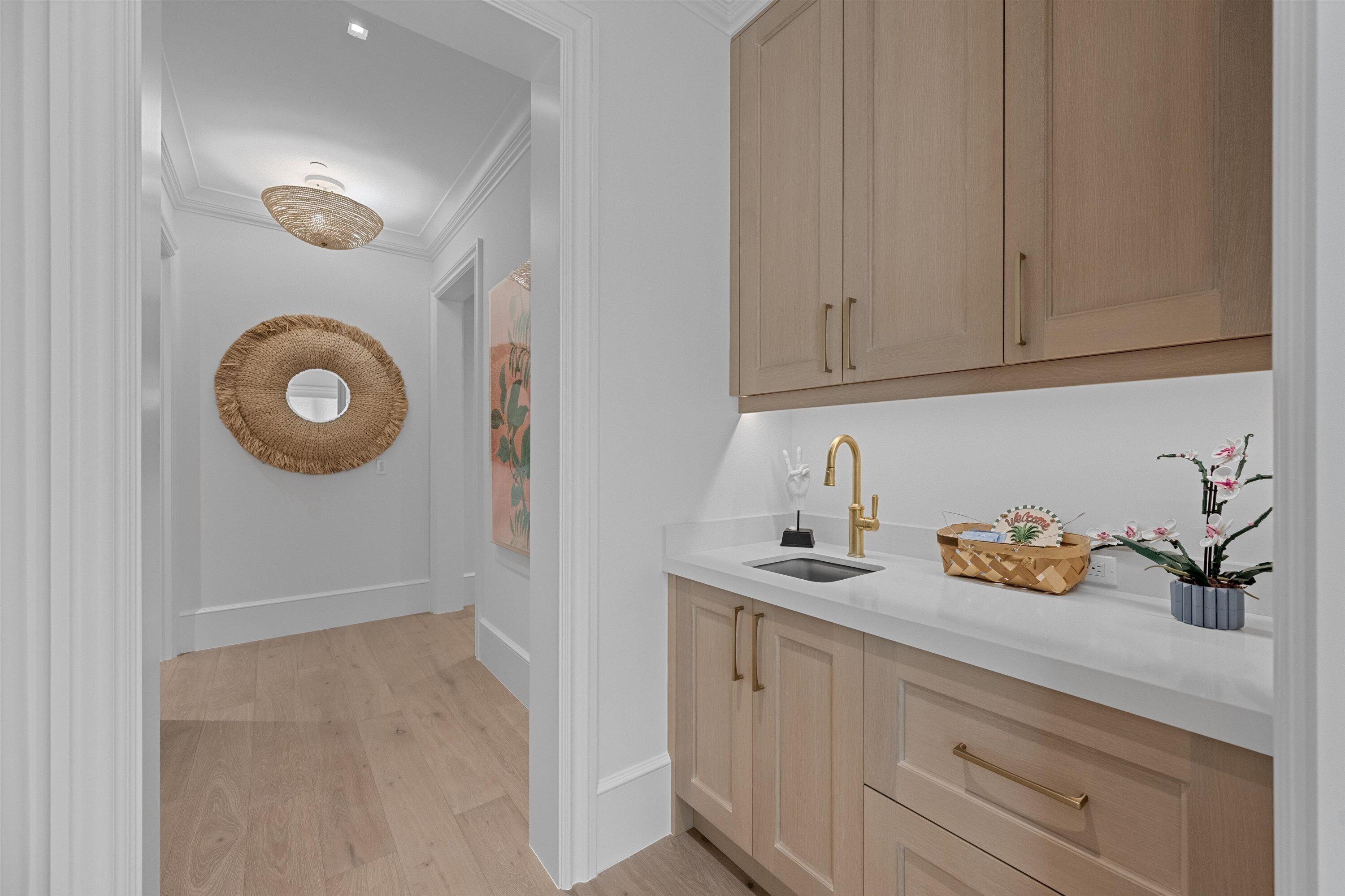 ROYAL PARK ADD TO P B - Residential