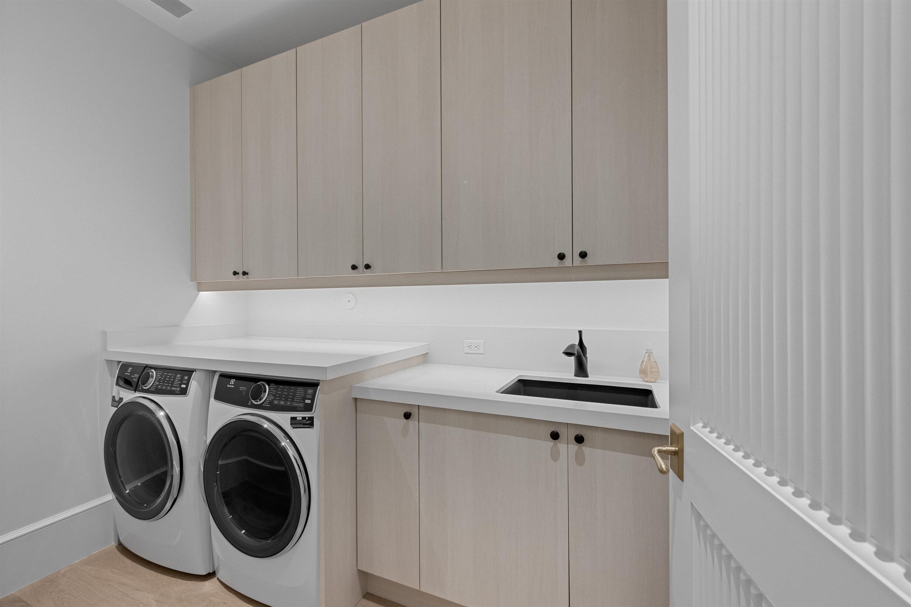 ROYAL PARK ADD TO P B - Residential