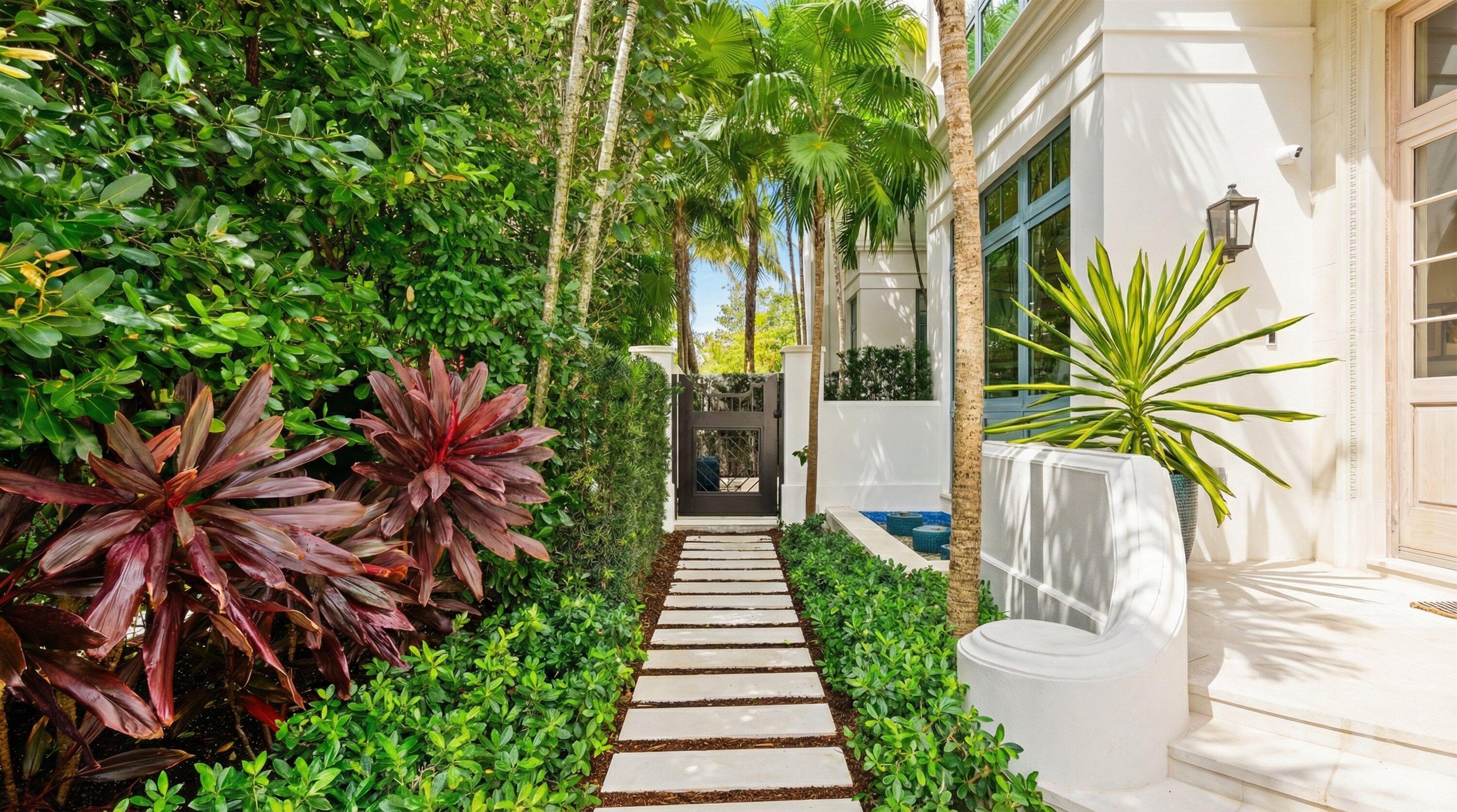 ROYAL PARK ADD TO P B - Residential