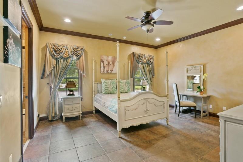 RANCH ACRES - Residential