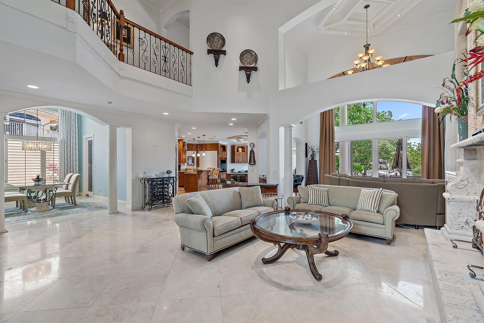 JONATHANS LANDING - Residential