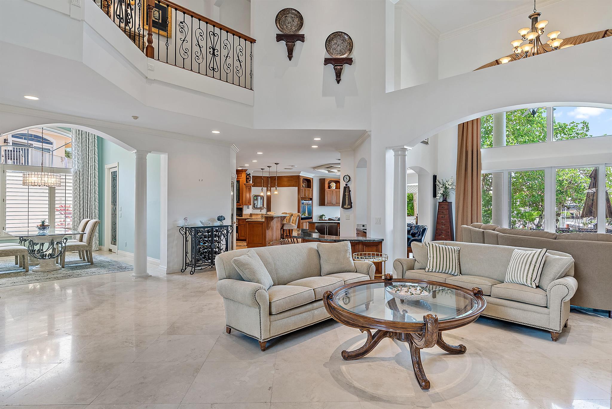 JONATHANS LANDING - Residential