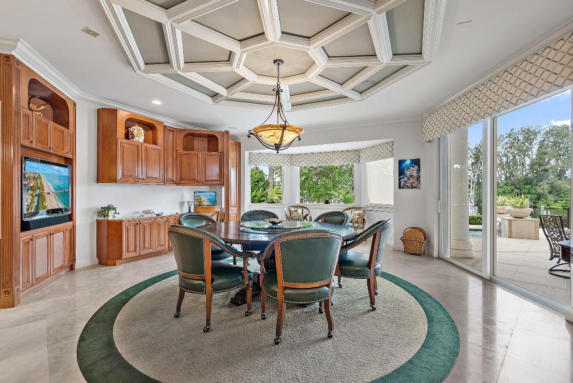 JONATHANS LANDING - Residential