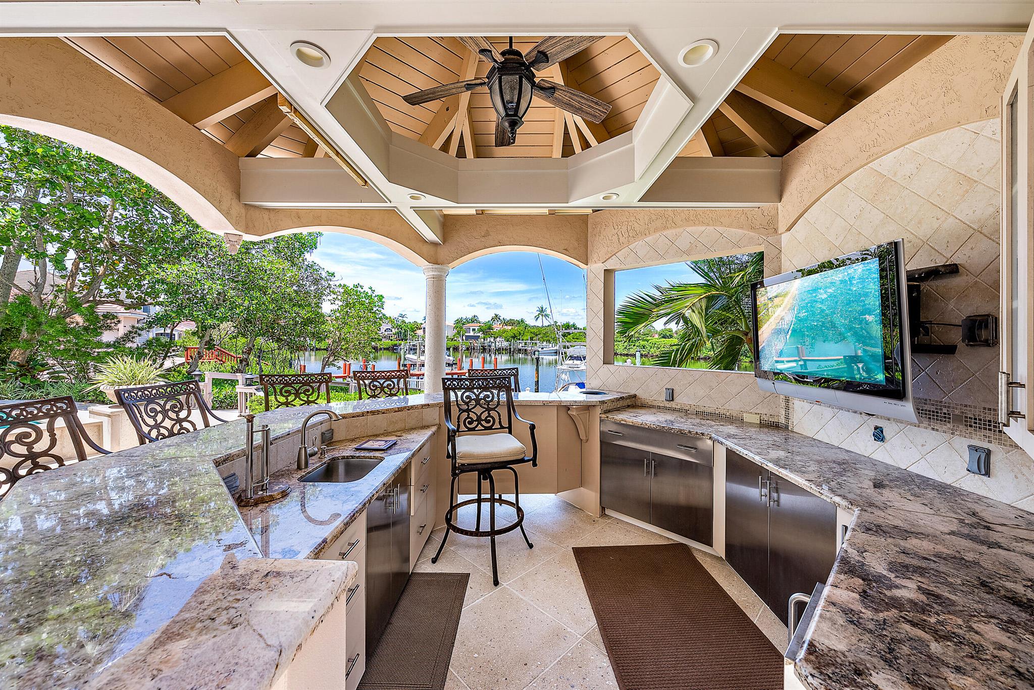 JONATHANS LANDING - Residential