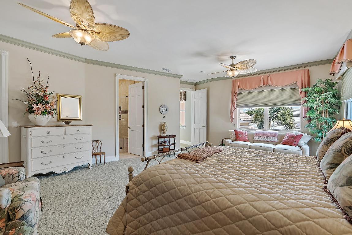 JONATHANS LANDING - Residential