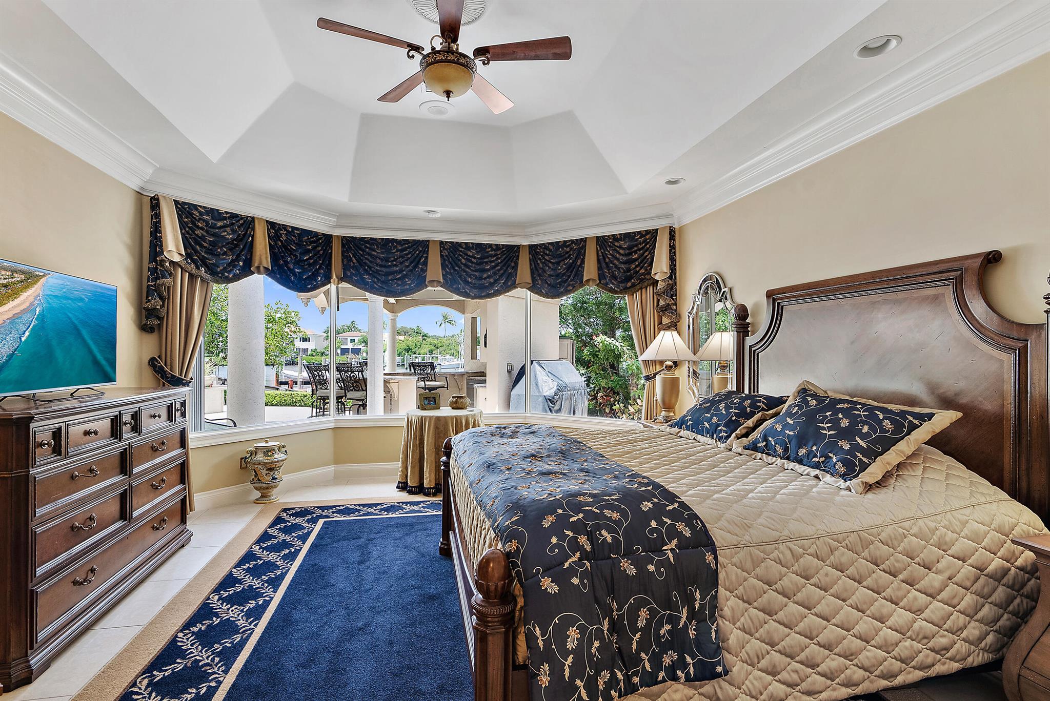 JONATHANS LANDING - Residential