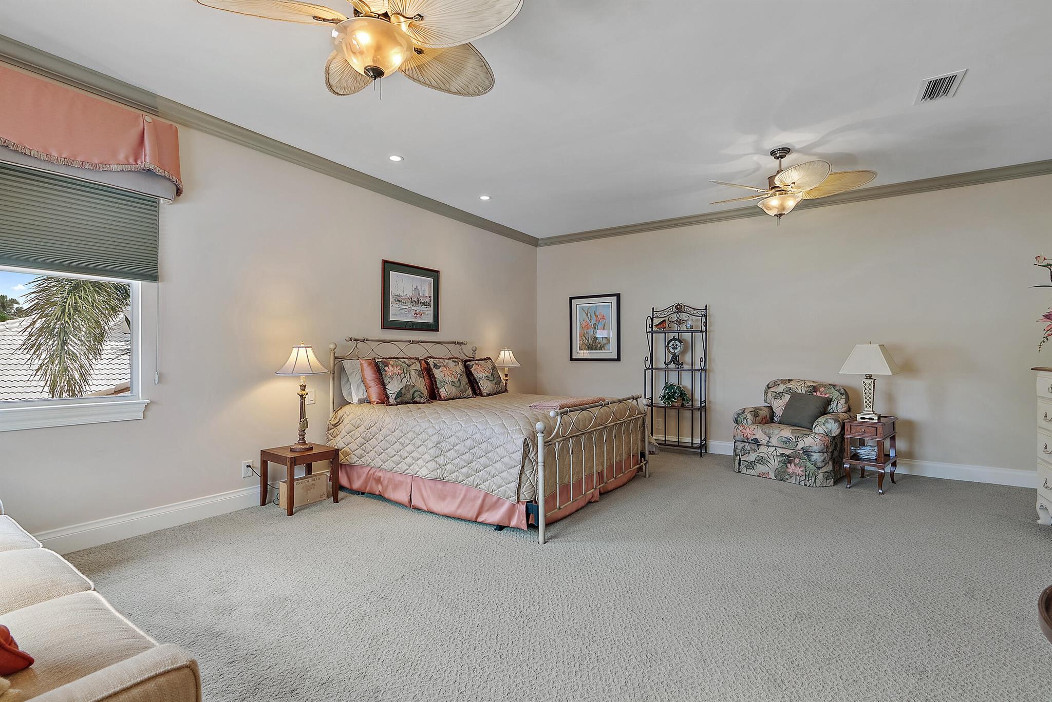 JONATHANS LANDING - Residential