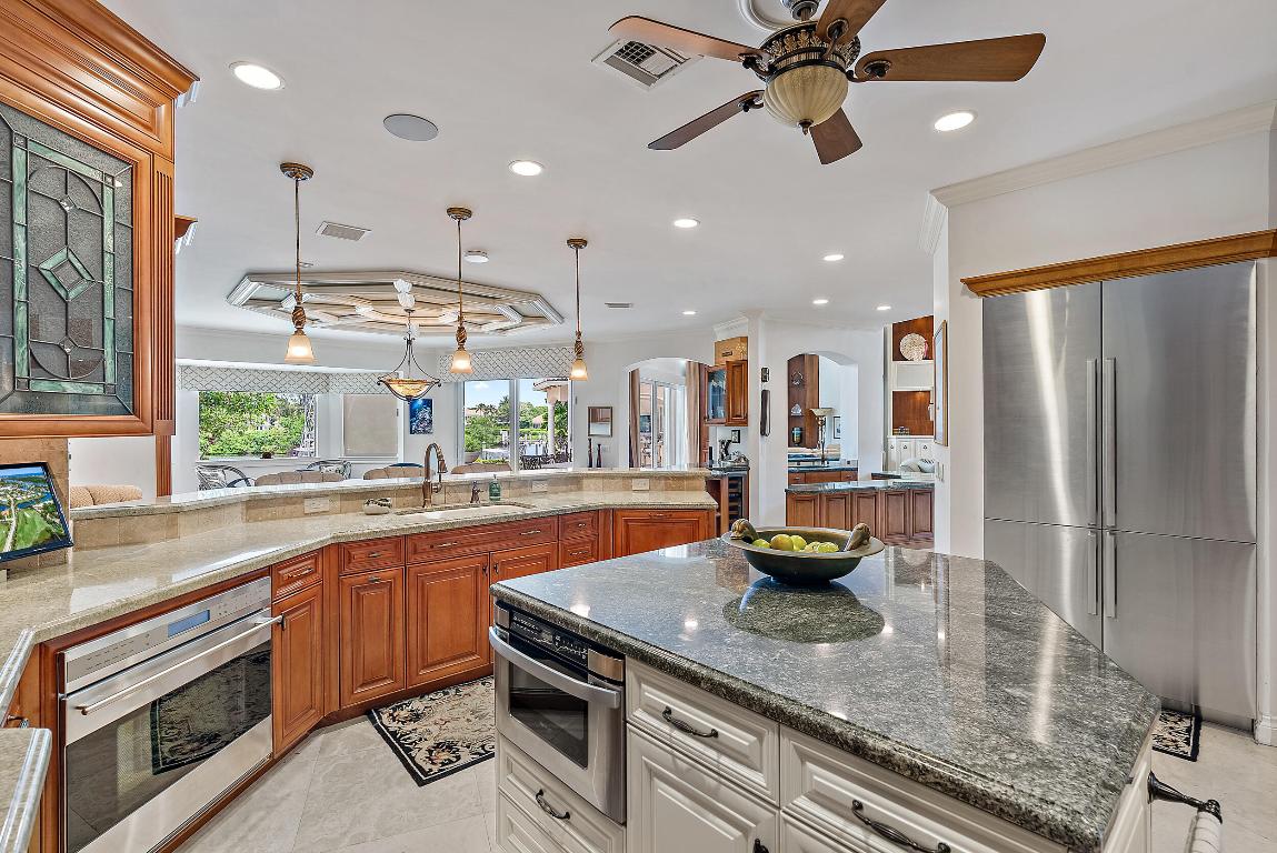 JONATHANS LANDING - Residential