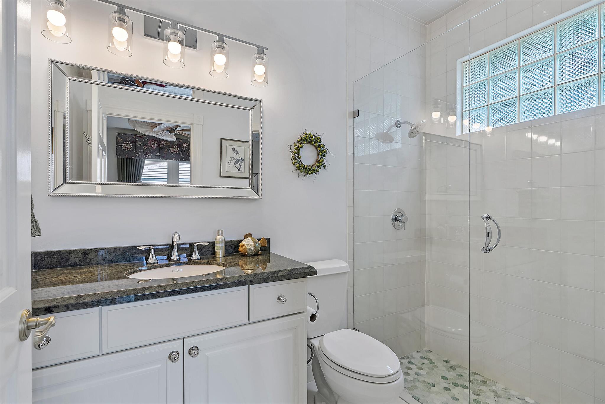 JONATHANS LANDING - Residential