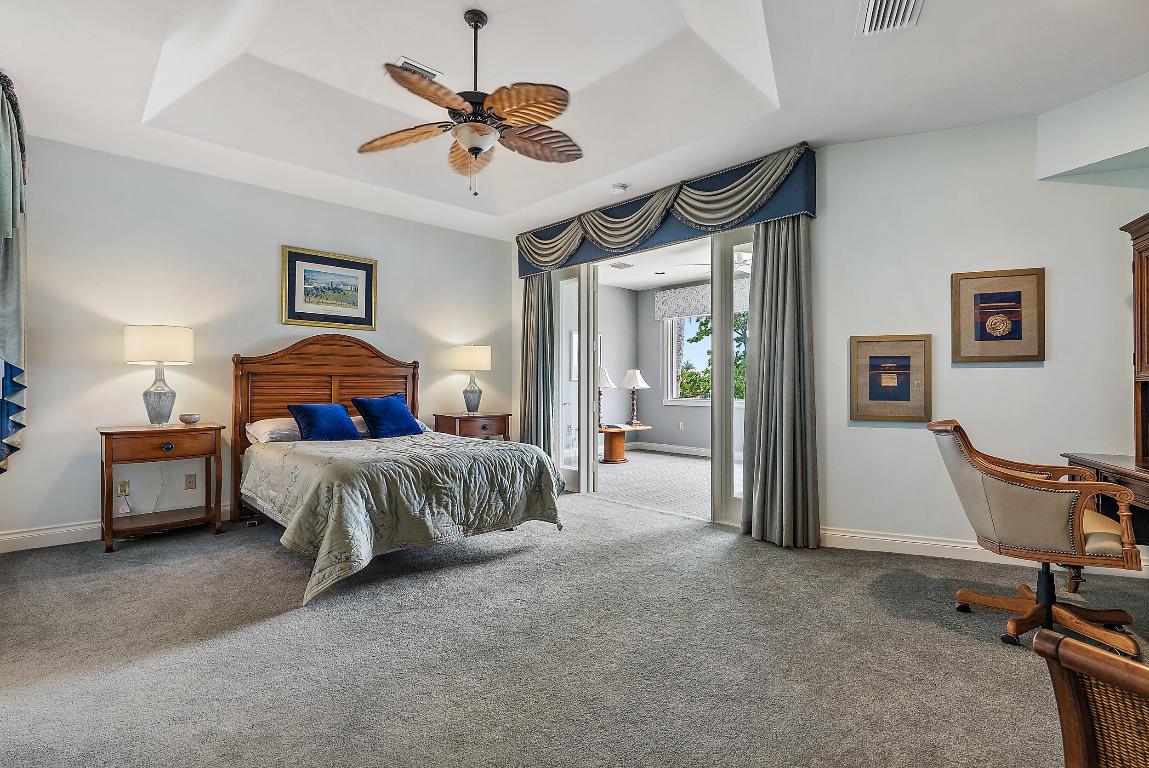 JONATHANS LANDING - Residential